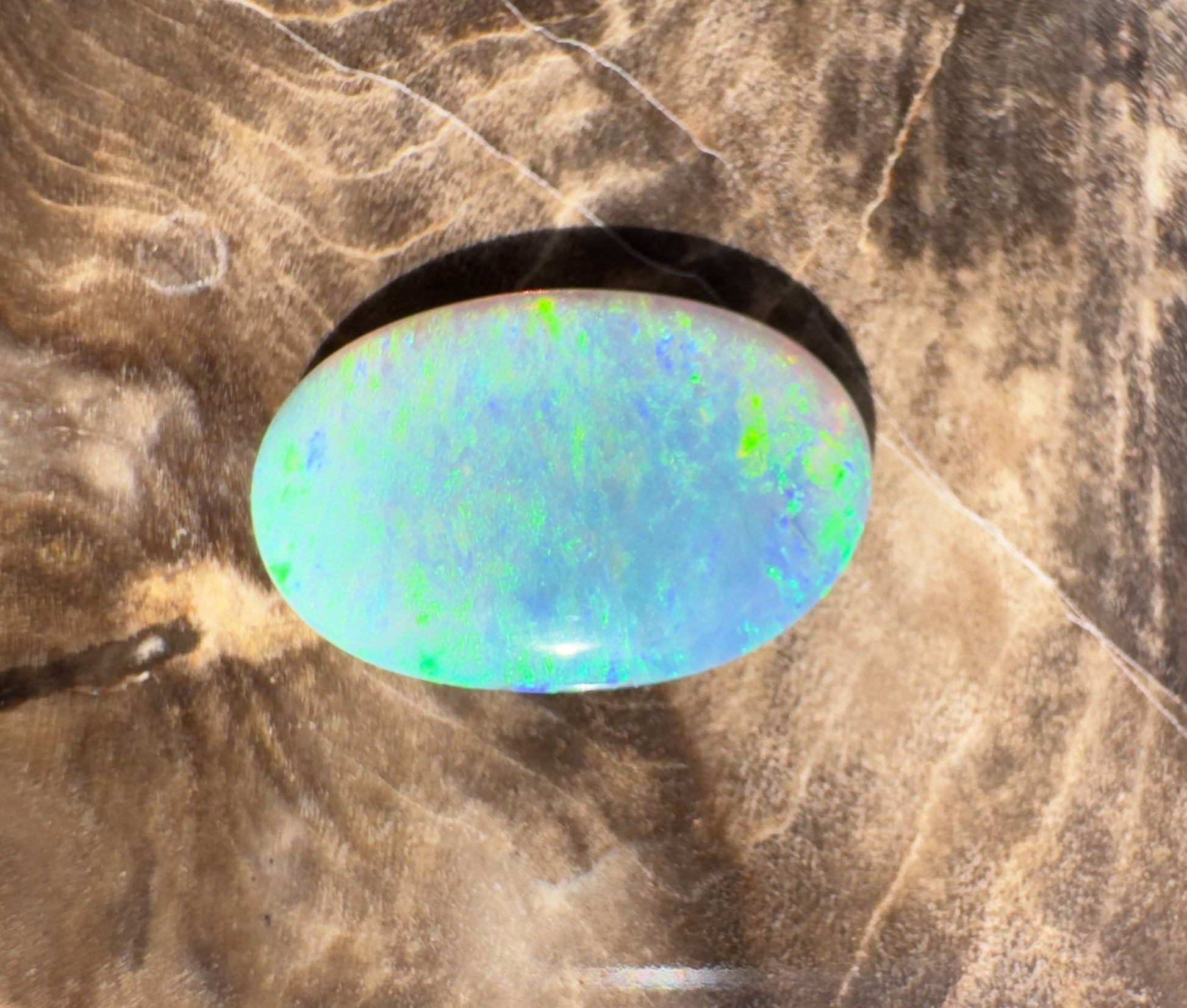 2.5ct Hand - Cut Solid Lightning Ridge Crystal Opal