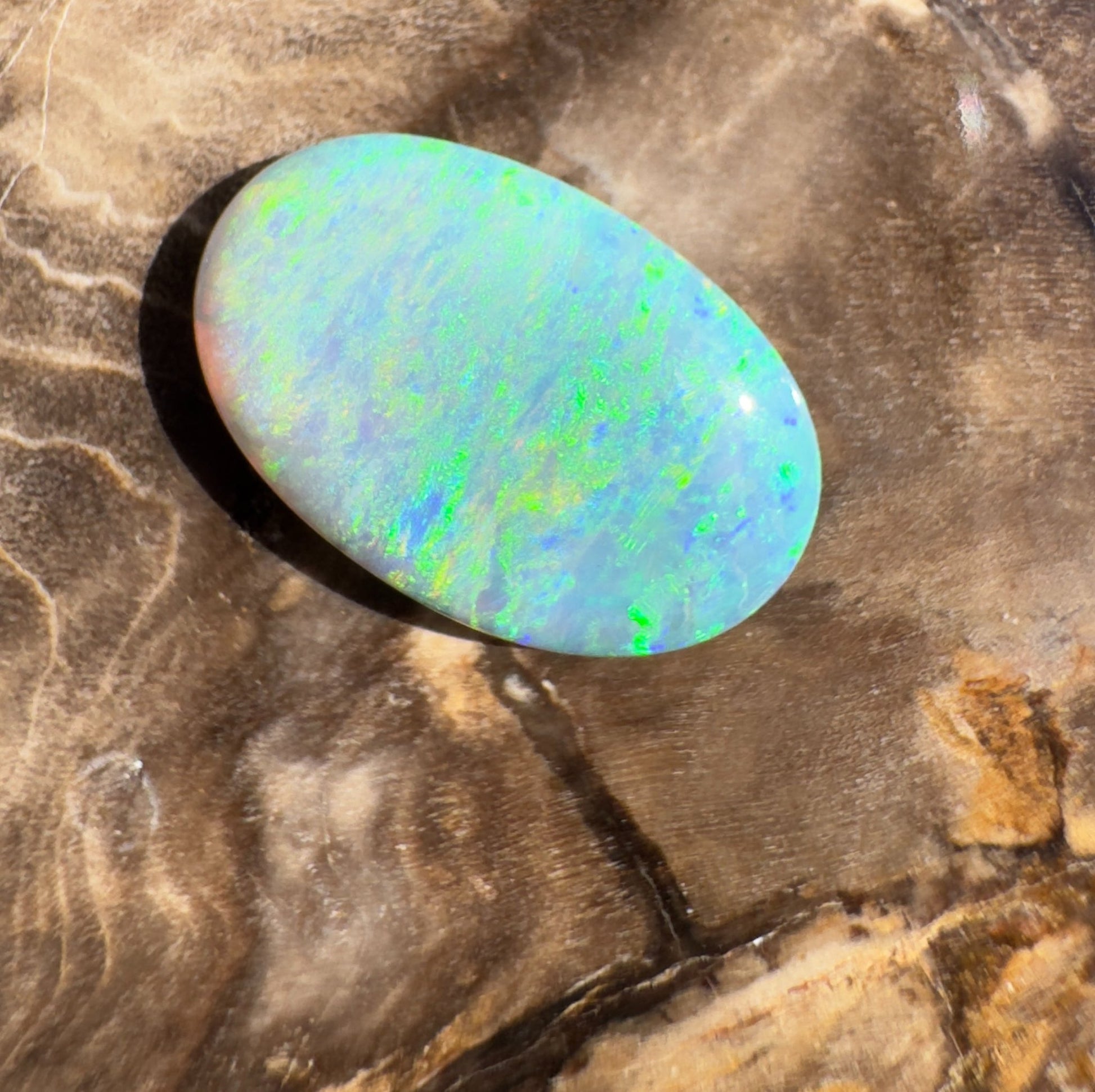 2.5ct Hand - Cut Solid Lightning Ridge Crystal Opal