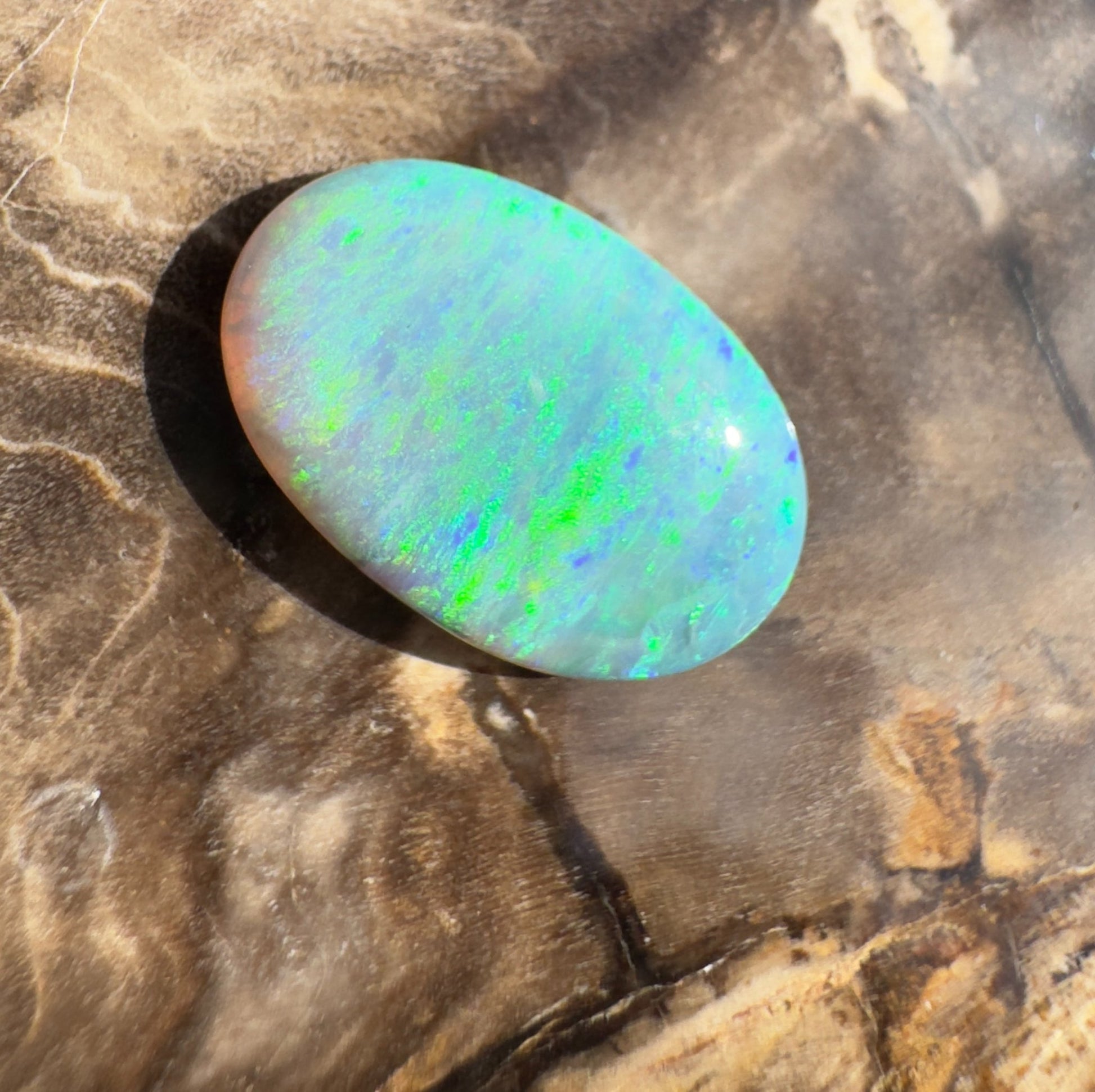 2.5ct Hand - Cut Solid Lightning Ridge Crystal Opal
