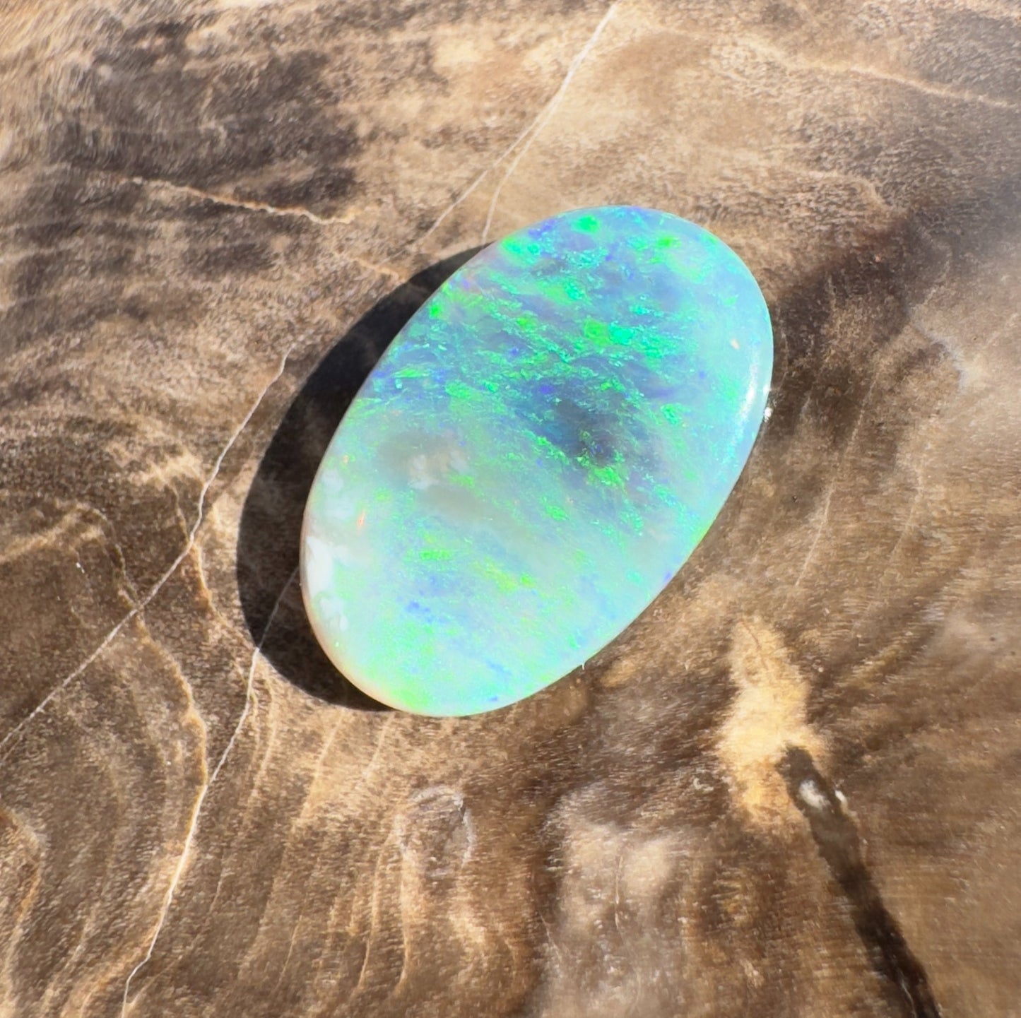 2.5ct Hand - Cut Solid Lightning Ridge Crystal Opal