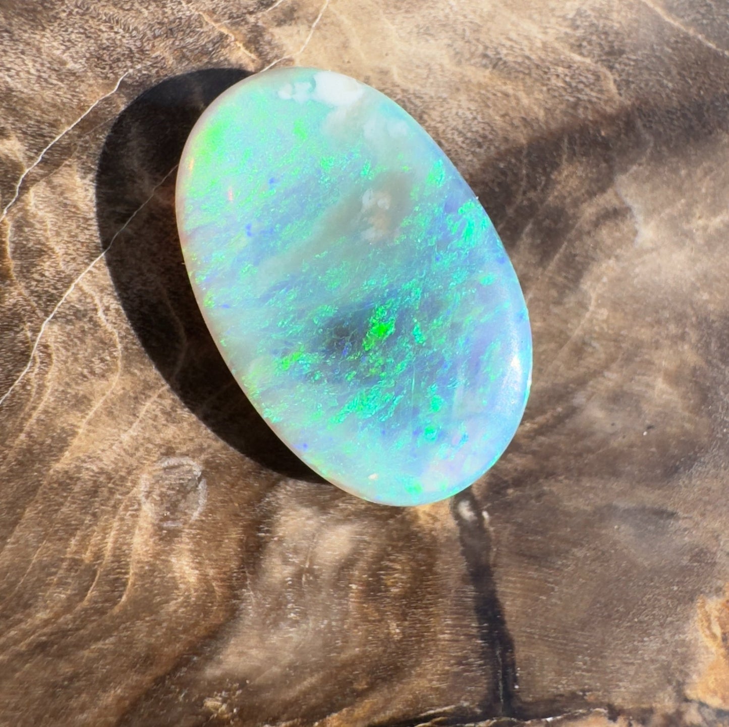 2.5ct Hand - Cut Solid Lightning Ridge Crystal Opal