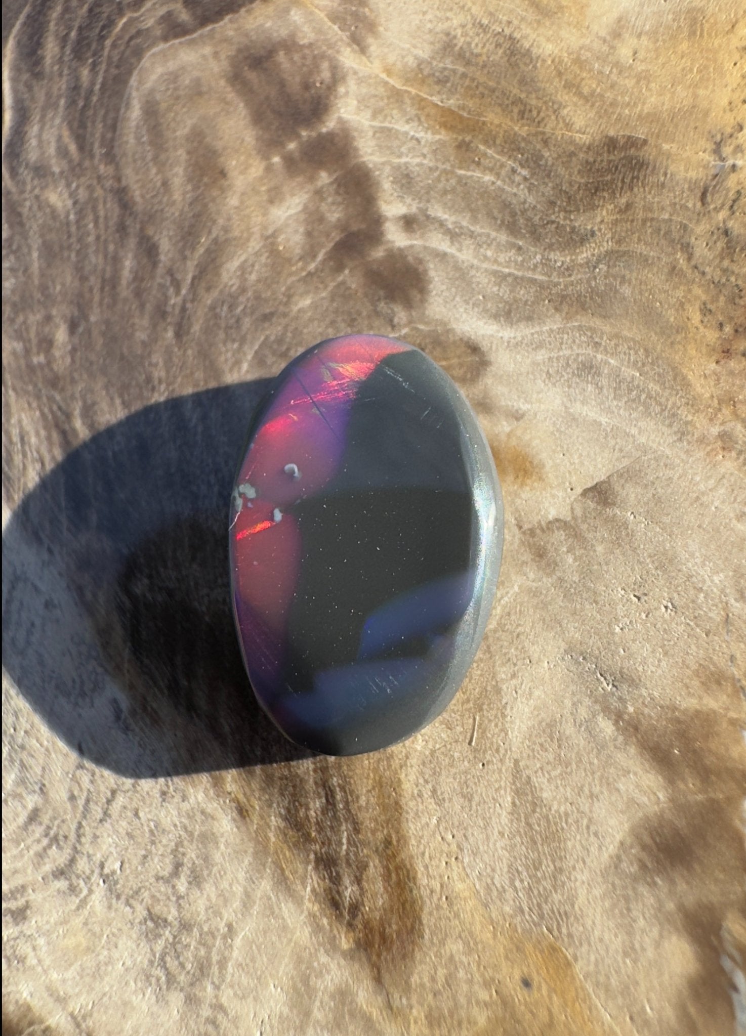 2.6ct Hand - cut Solid Lightning Ridge Black Opal