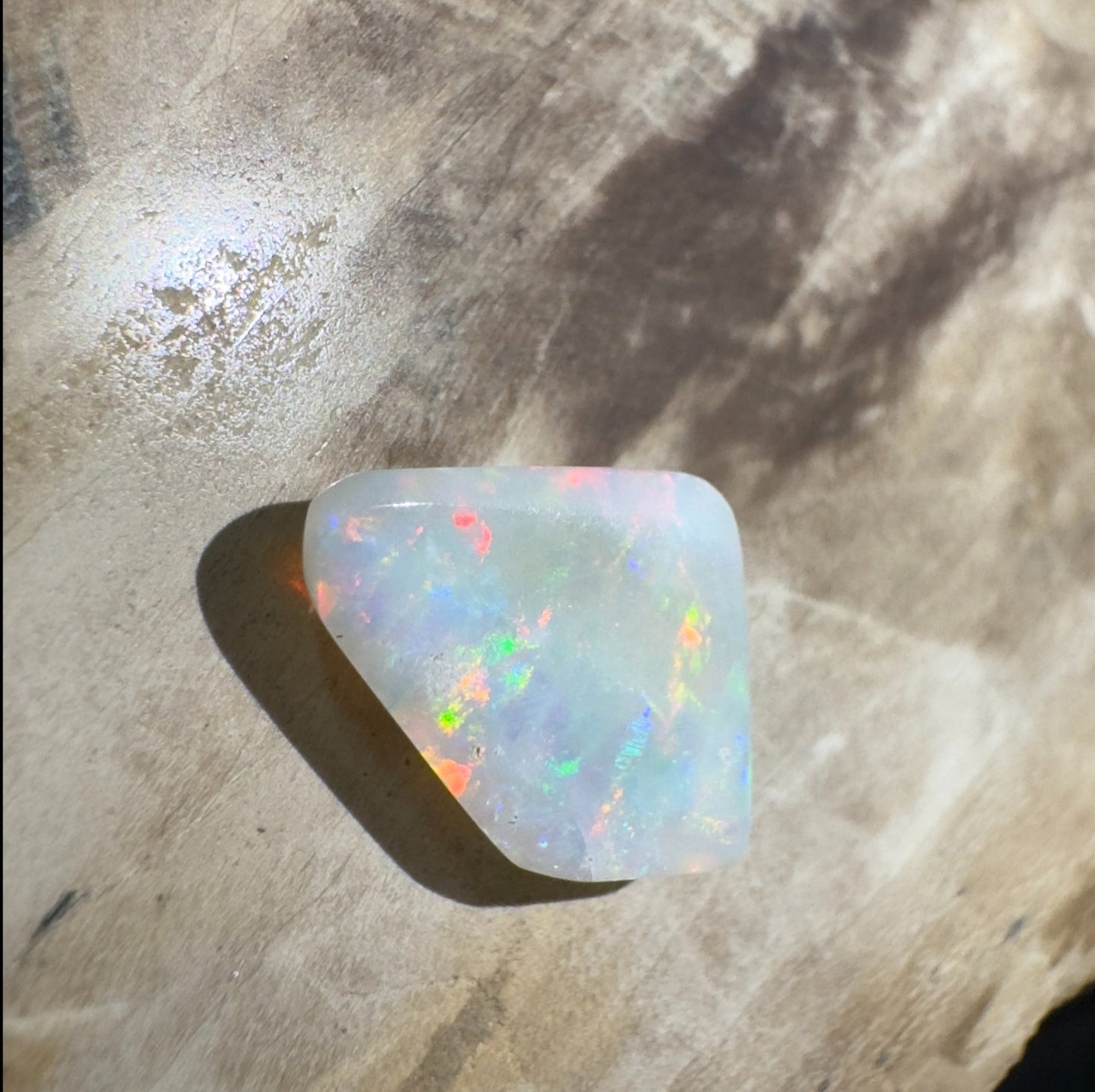 2.6ct Hand - Cut Solid Lightning Ridge Opal