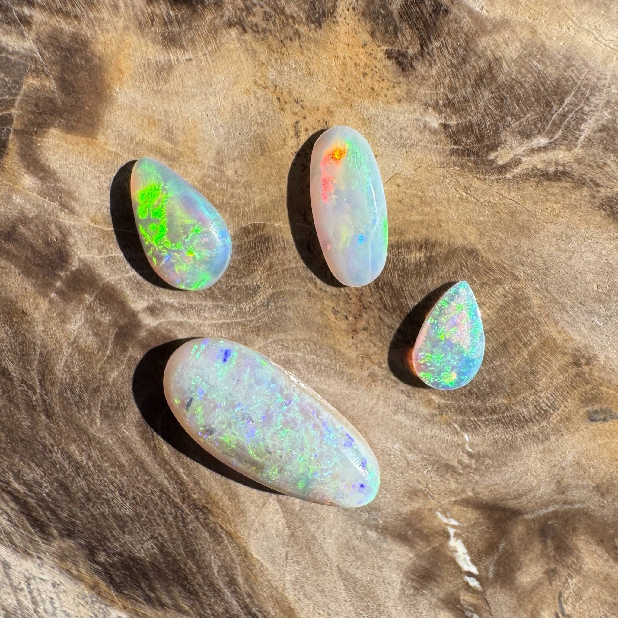 2.7ct Coober Pedy Opal Parcel