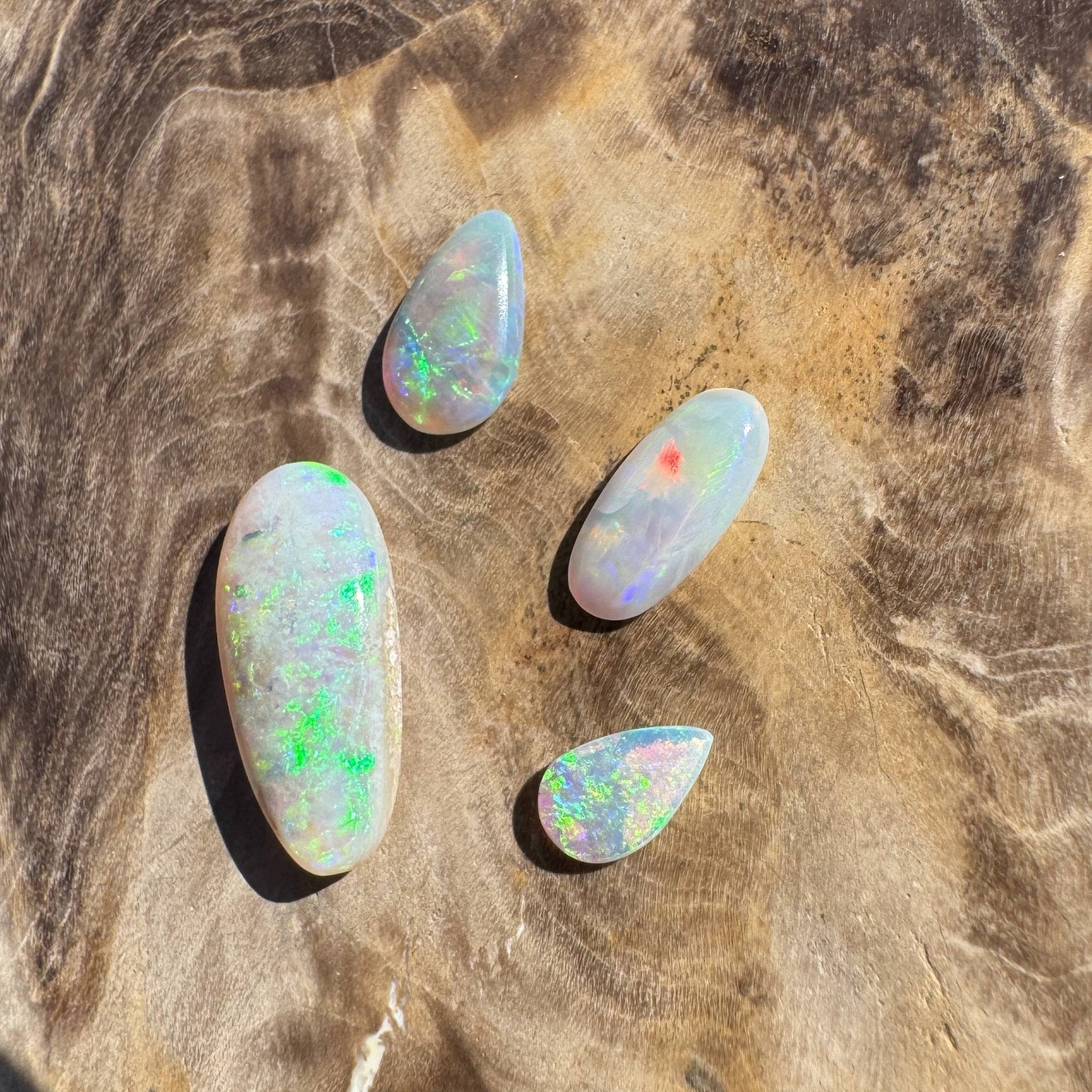 2.7ct Coober Pedy Opal Parcel
