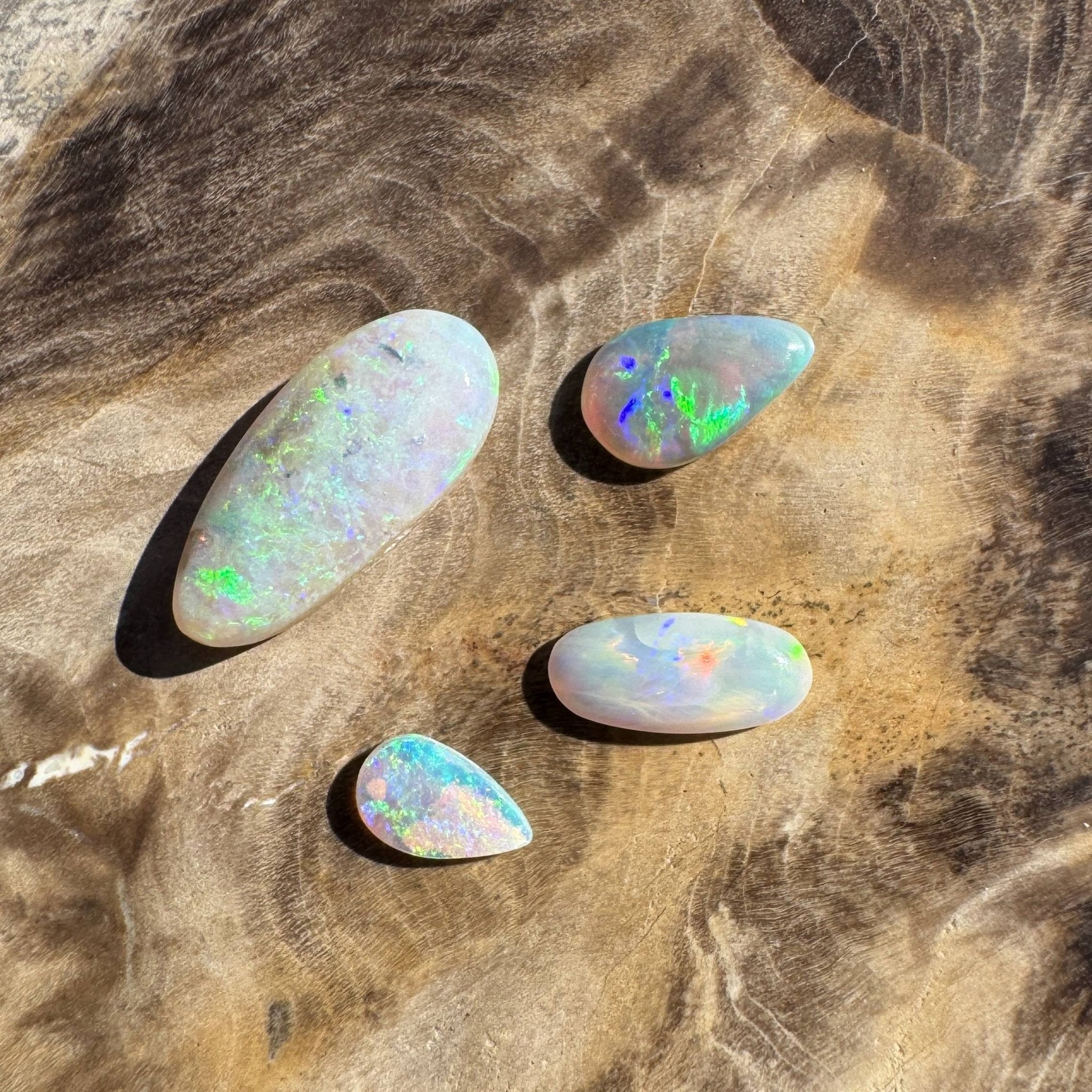2.7ct Coober Pedy Opal Parcel