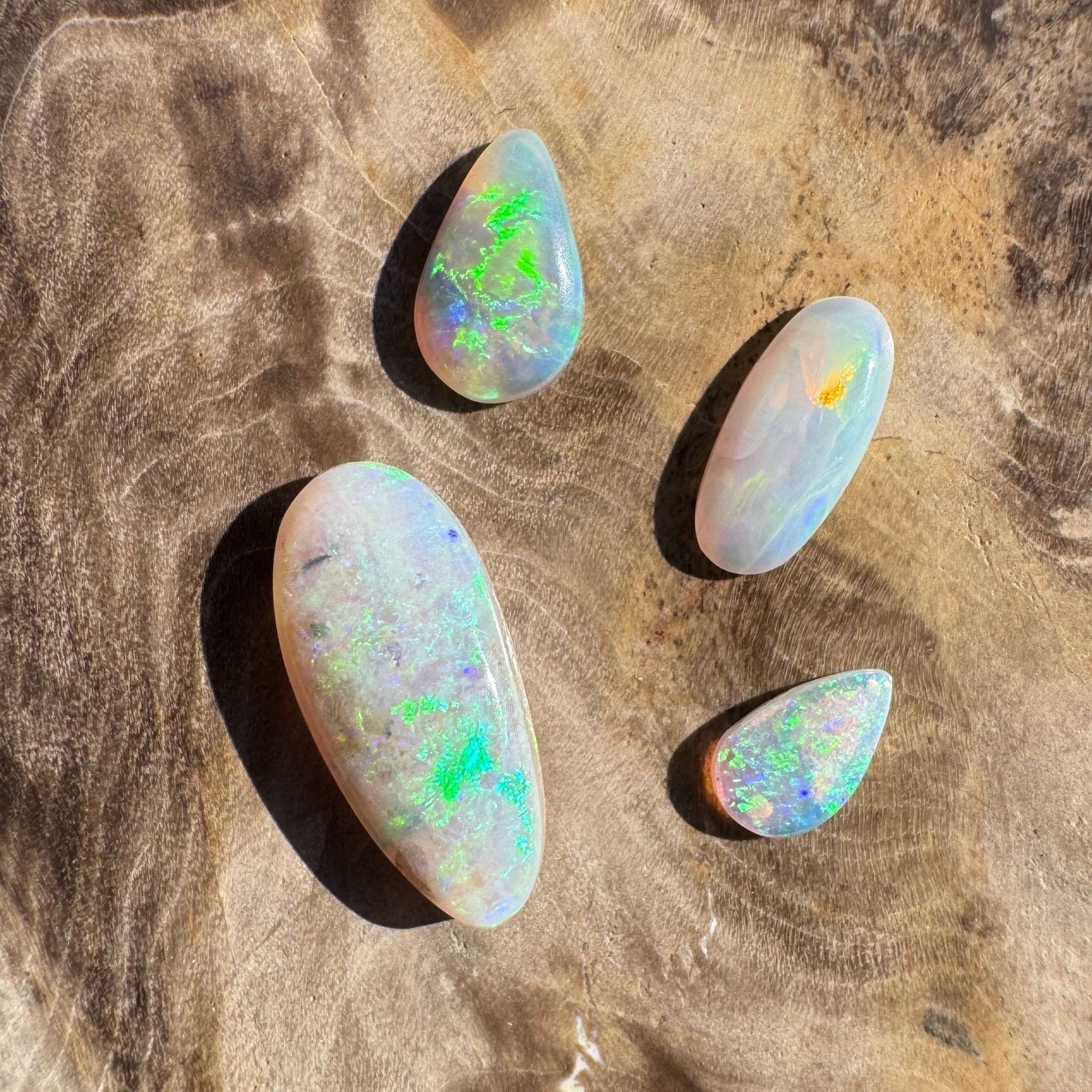 2.7ct Coober Pedy Opal Parcel