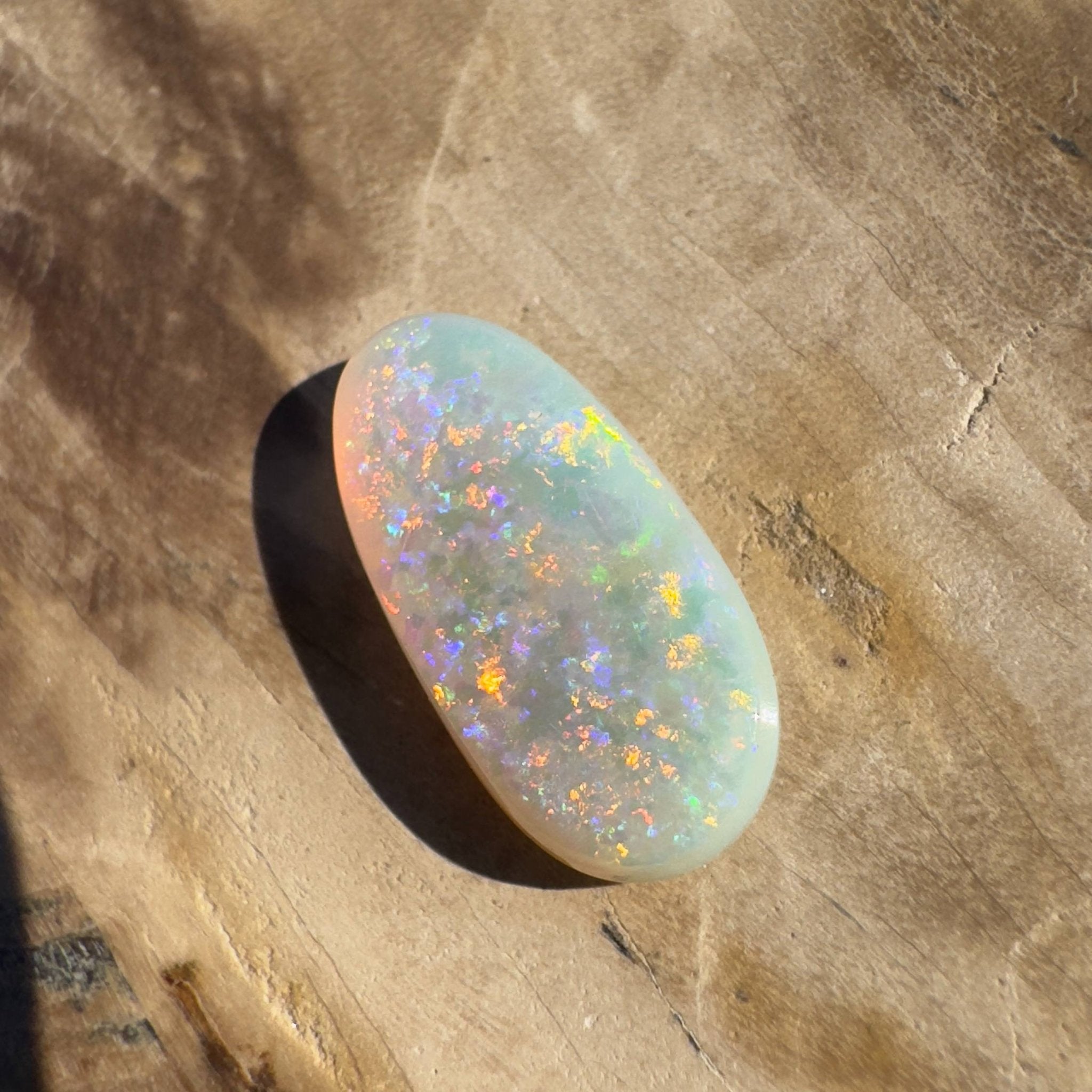 2.7CT Hand - cut Solid Australian Coober Pedy Opal