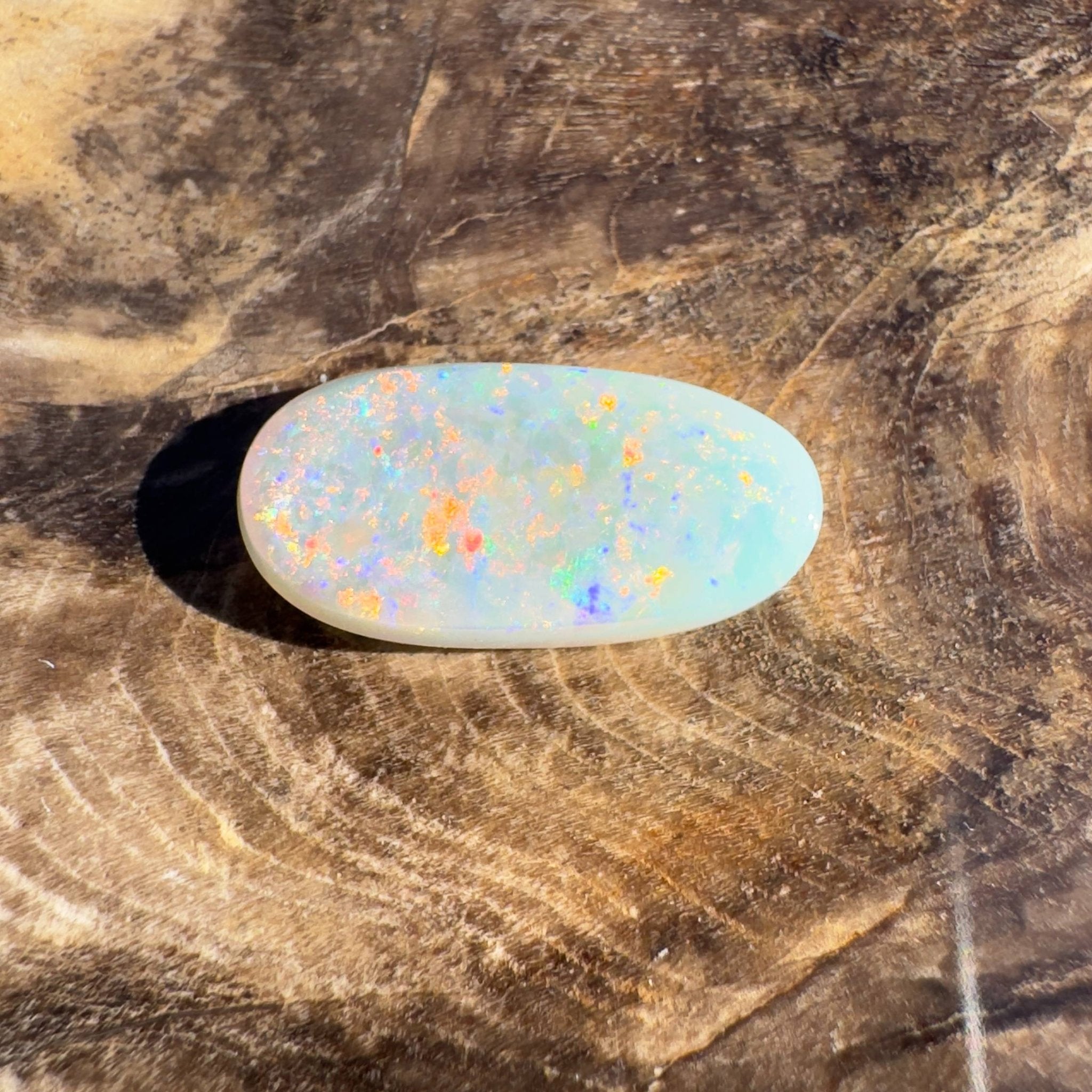 2.7CT Hand - cut Solid Australian Coober Pedy Opal