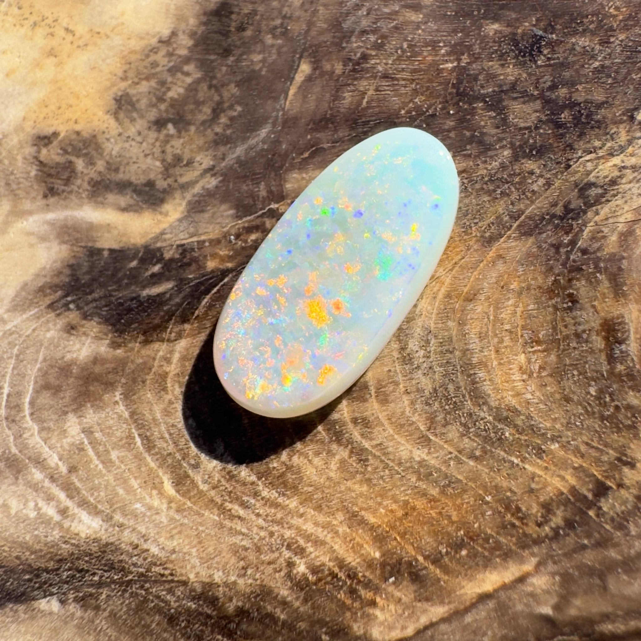 2.7CT Hand - cut Solid Australian Coober Pedy Opal
