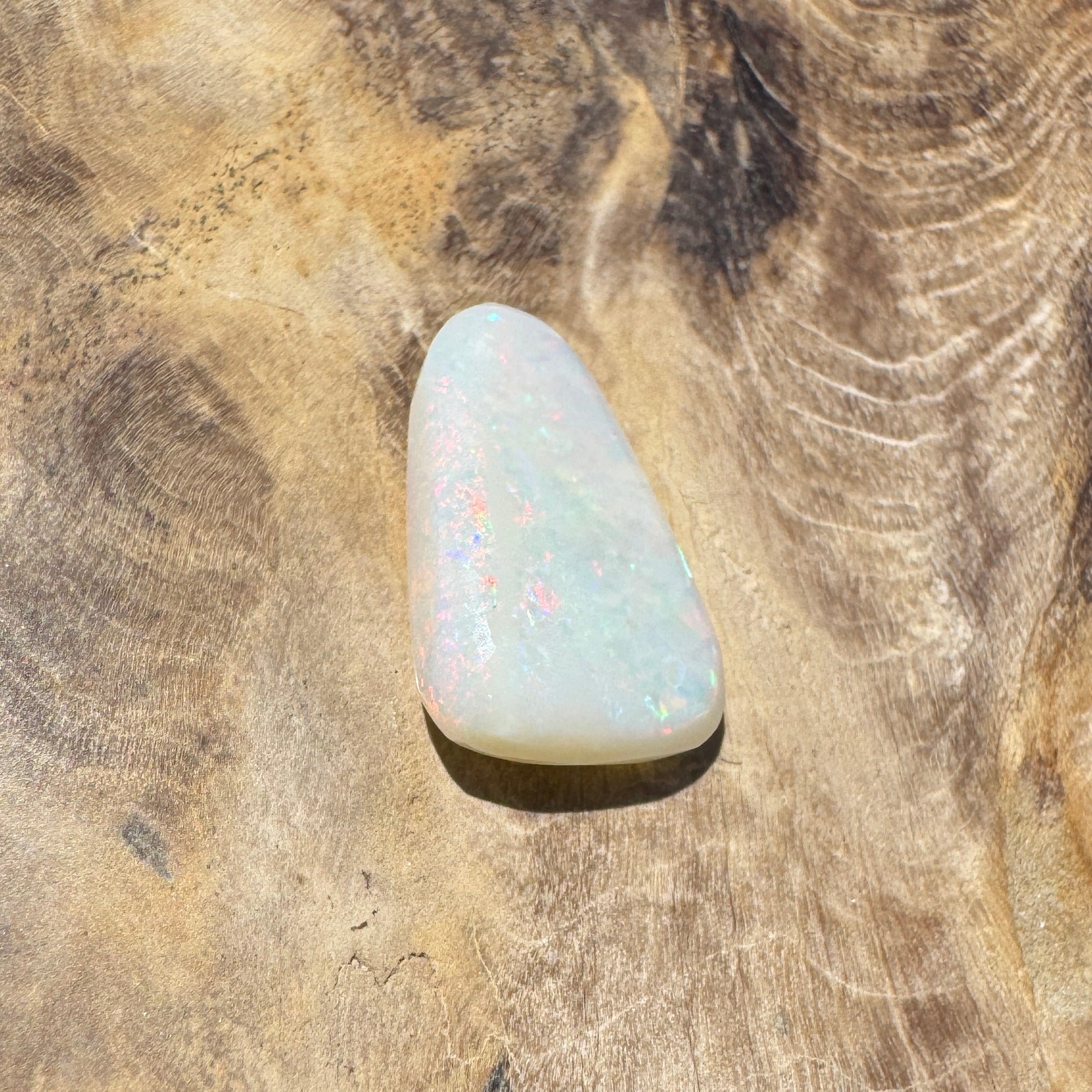 2.7ct Hand - cut Solid Coober Pedy Opal