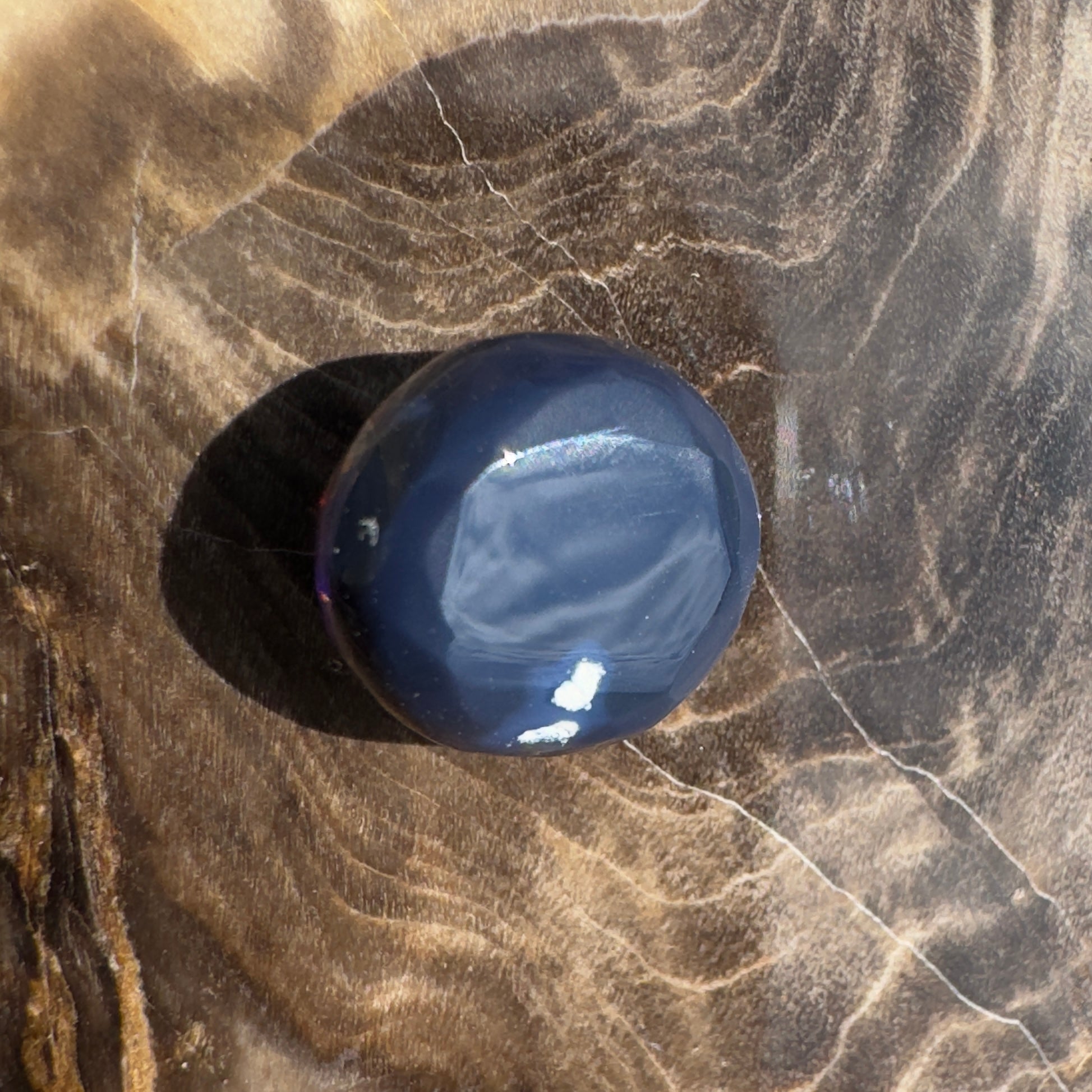 2.7ct Hand - cut Solid Lightning Ridge Semi Black Opal