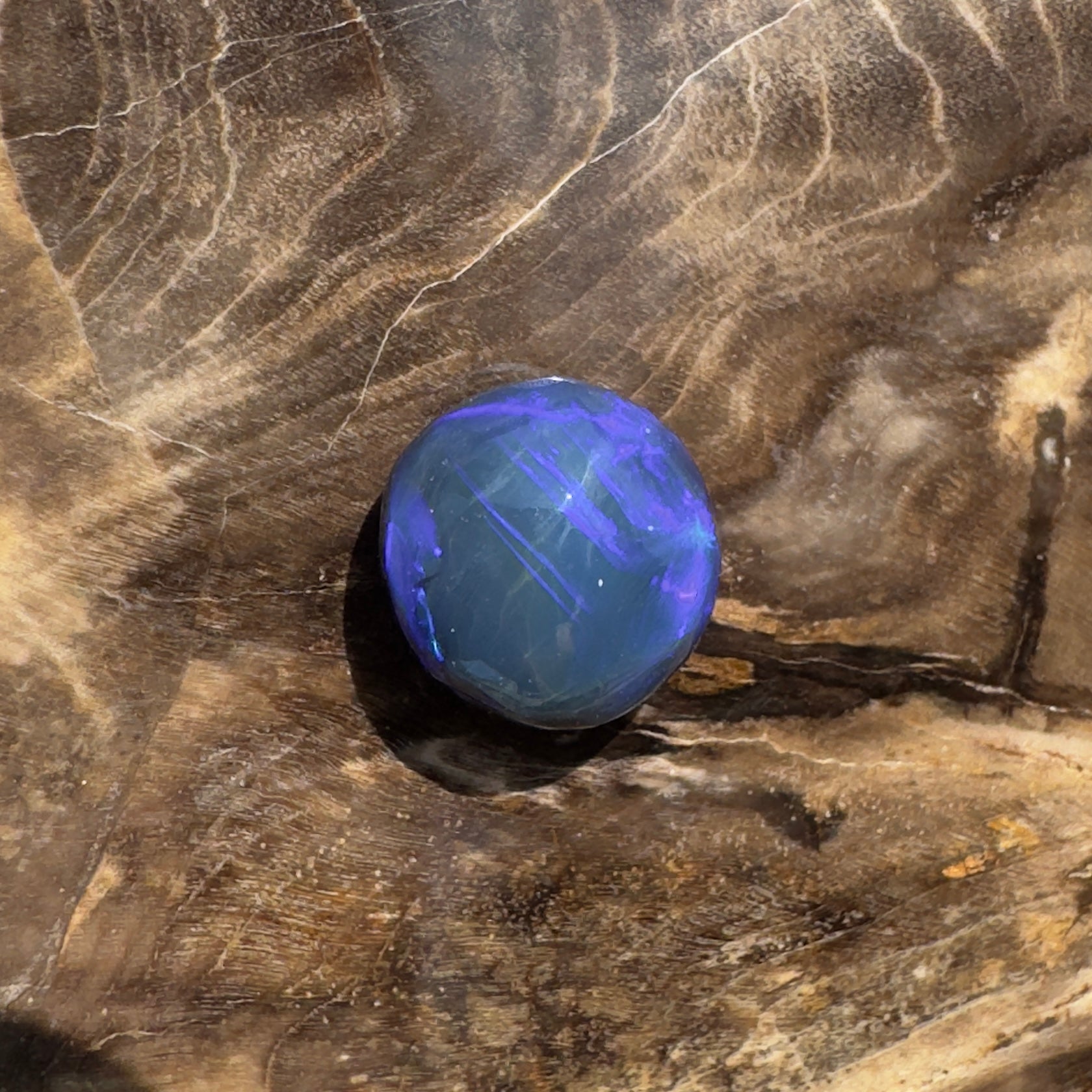 2.7ct Hand - cut Solid Lightning Ridge Semi Black Opal