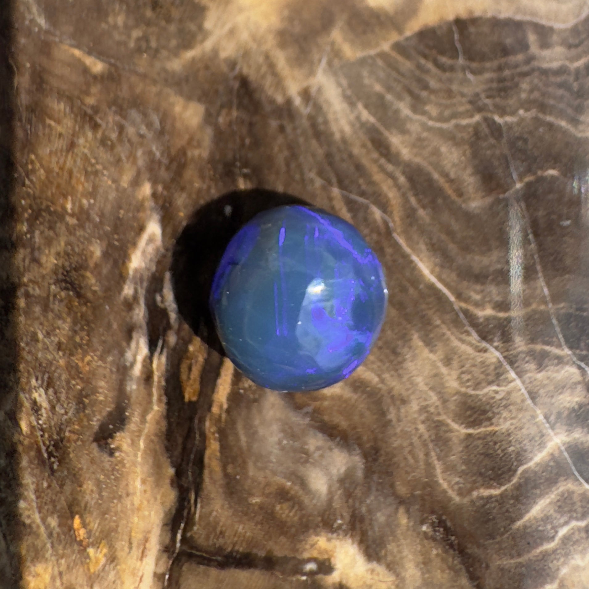 2.7ct Hand - cut Solid Lightning Ridge Semi Black Opal