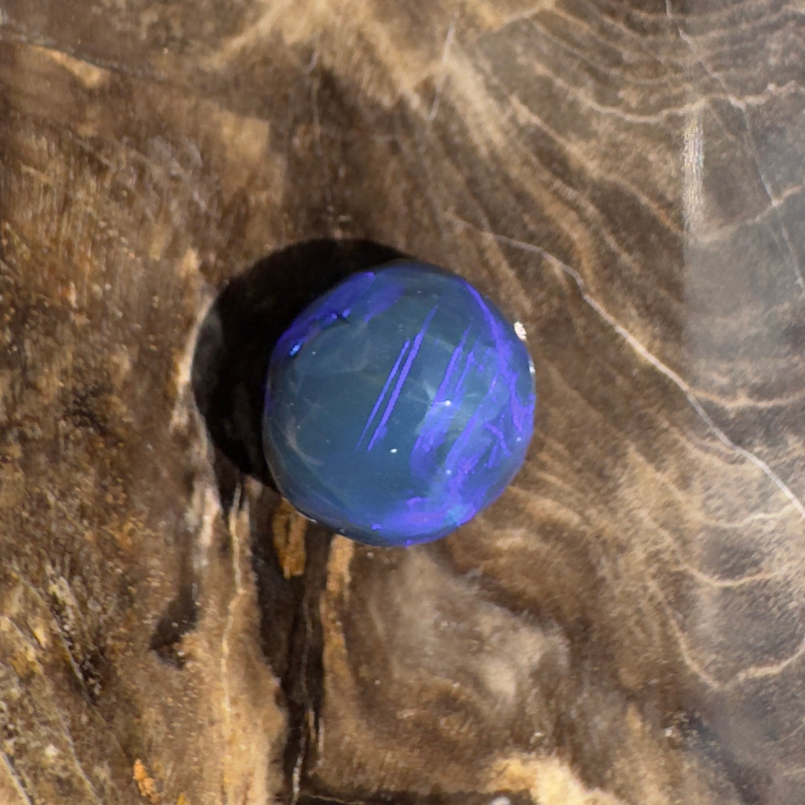 2.7ct Hand - cut Solid Lightning Ridge Semi Black Opal