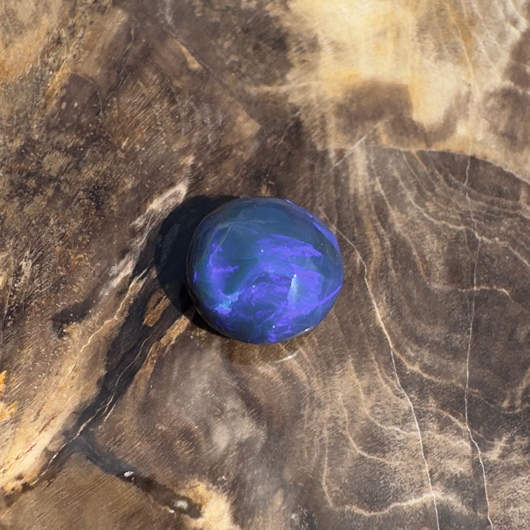 2.7ct Hand - cut Solid Lightning Ridge Semi Black Opal