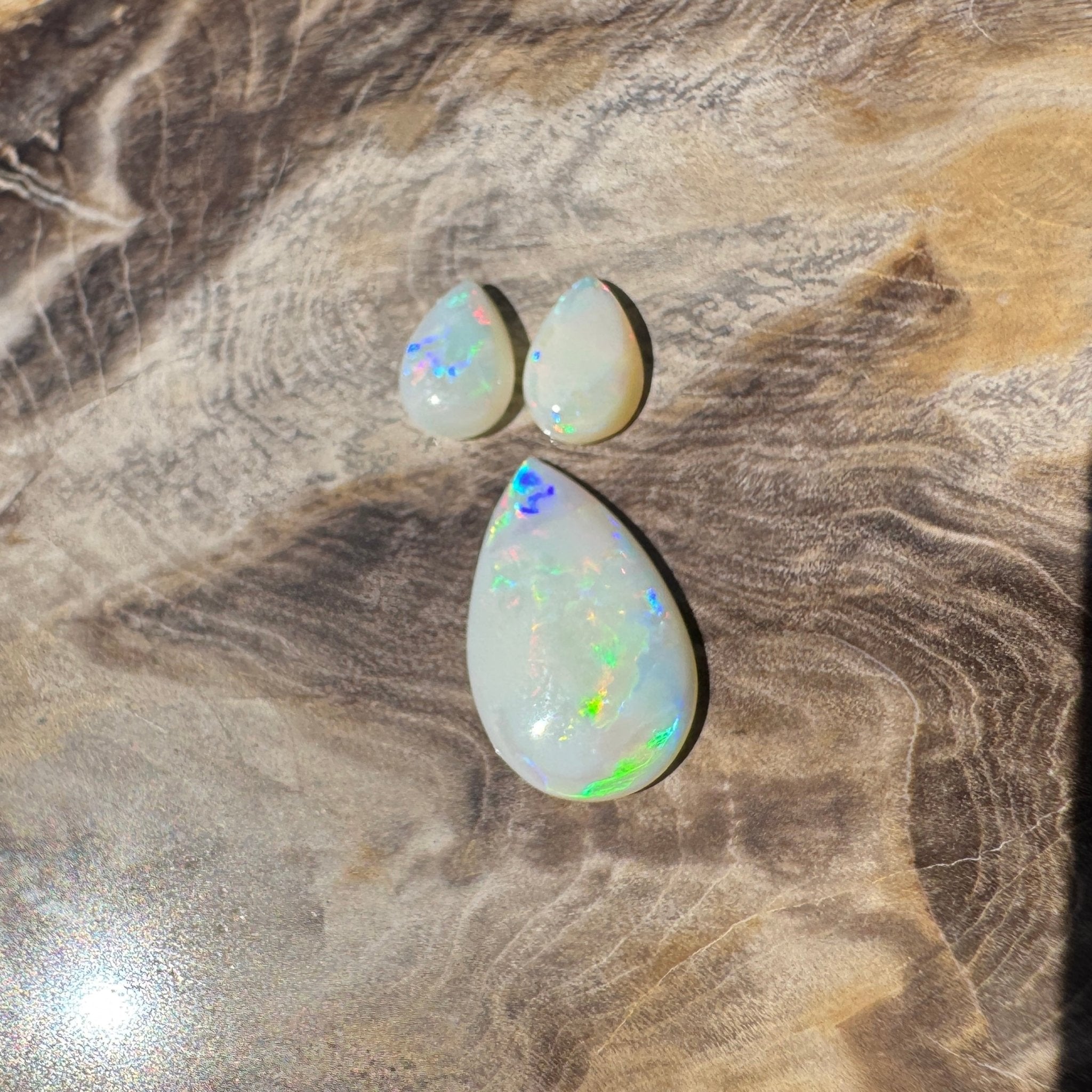 2.8ct Hand - cut Solid Coober Pedy Opal Parcel