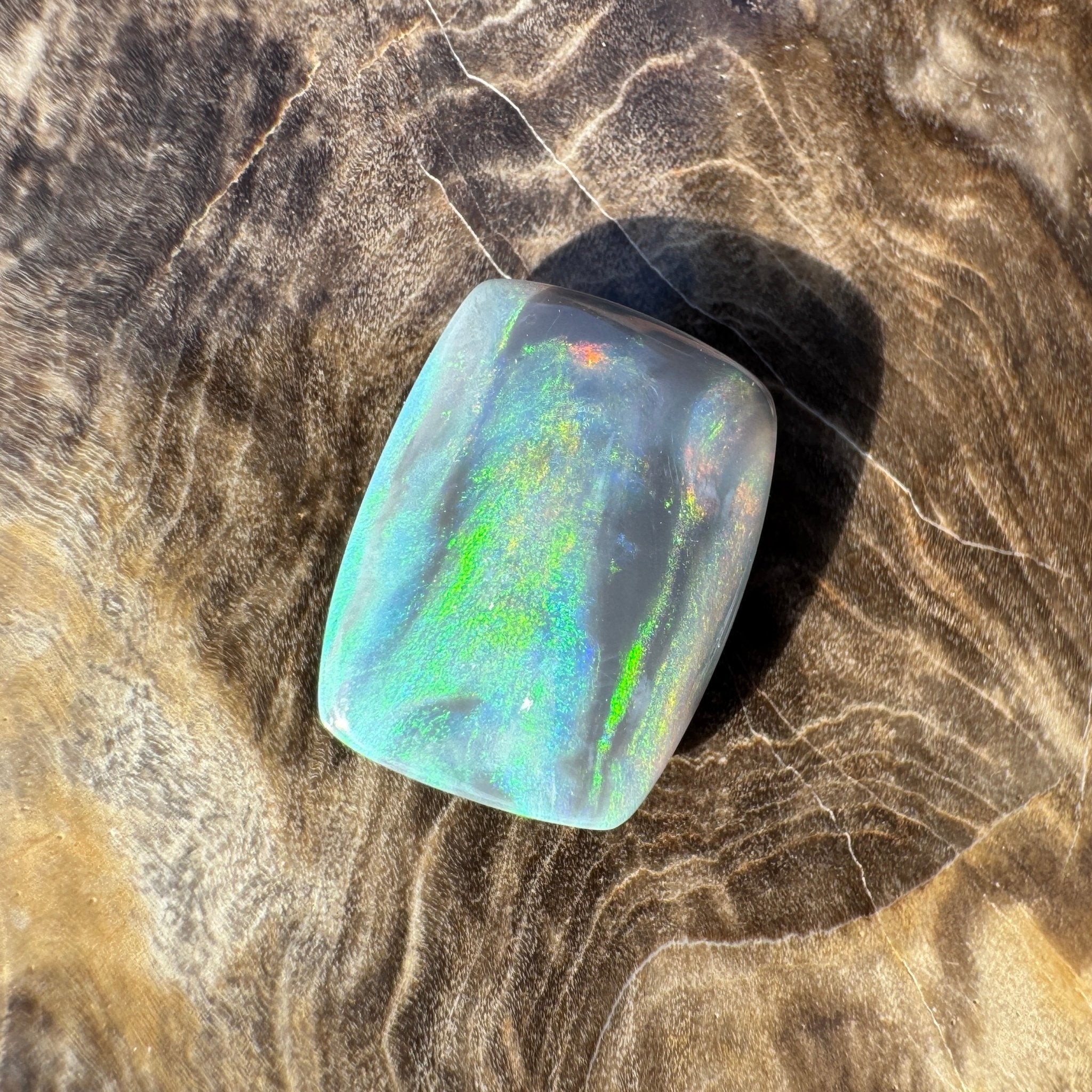 2.8ct Hand - cut Solid Lightning Ridge Semi Black Opal