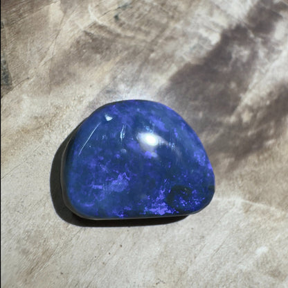 2.8ct Hand - cut Solid Lightning Ridge Semi Black Opal