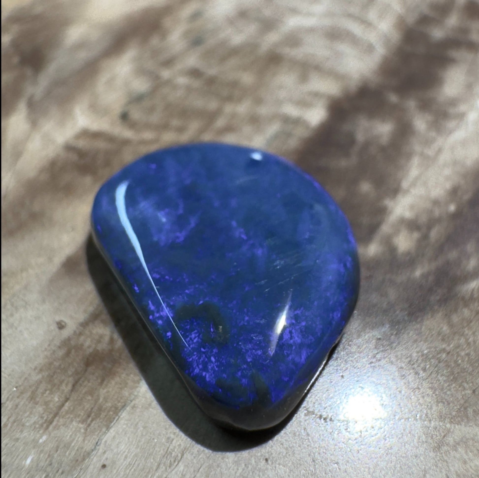 2.8ct Hand - cut Solid Lightning Ridge Semi Black Opal