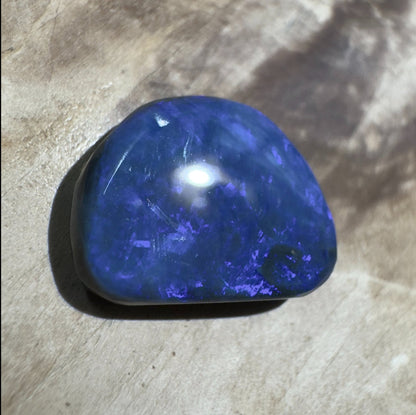 2.8ct Hand - cut Solid Lightning Ridge Semi Black Opal