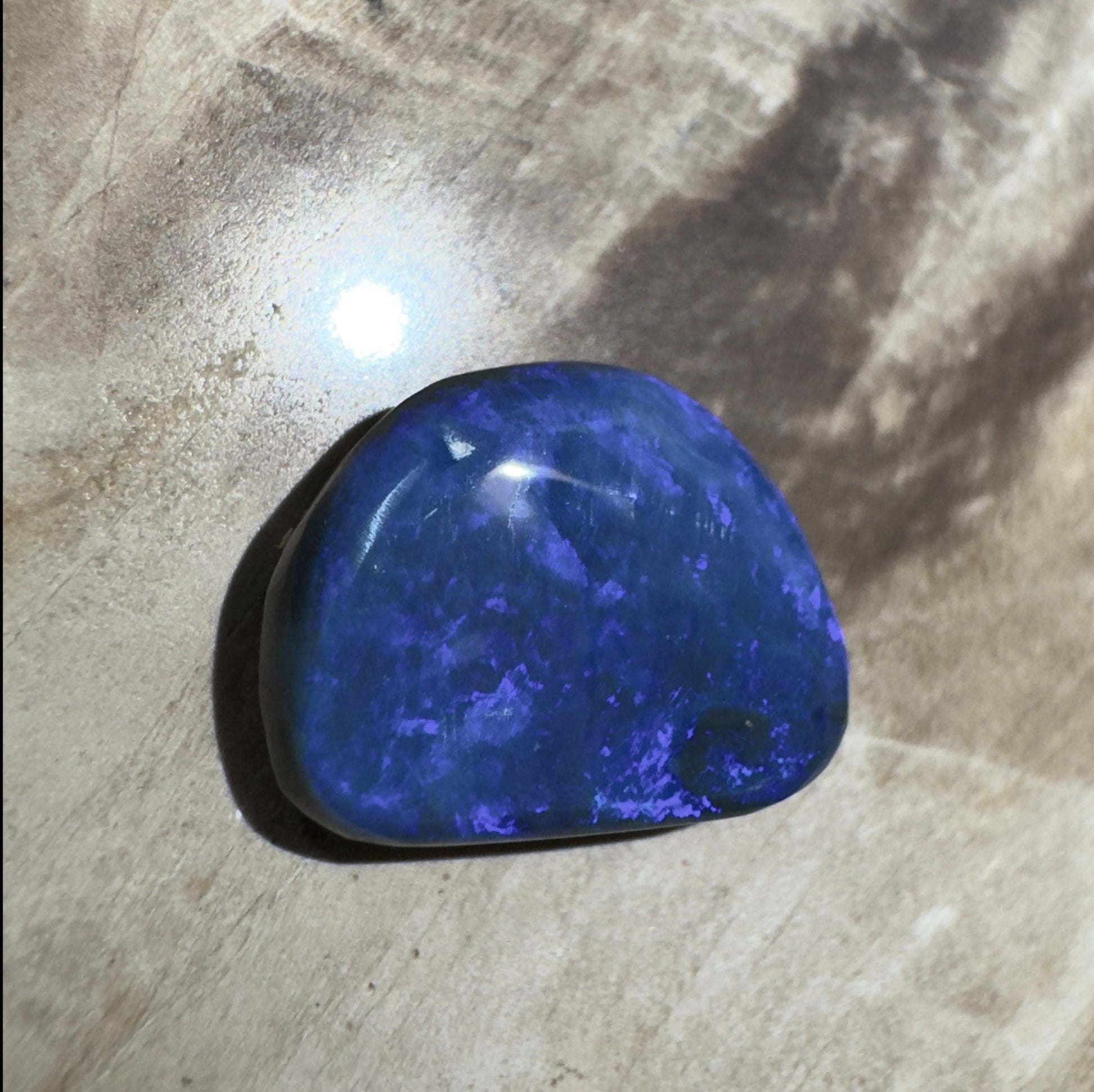 2.8ct Hand - cut Solid Lightning Ridge Semi Black Opal