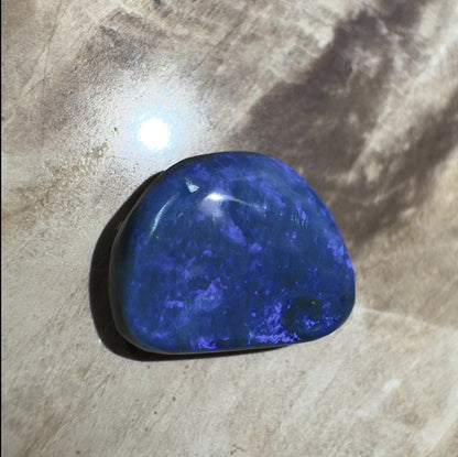2.8ct Hand - cut Solid Lightning Ridge Semi Black Opal