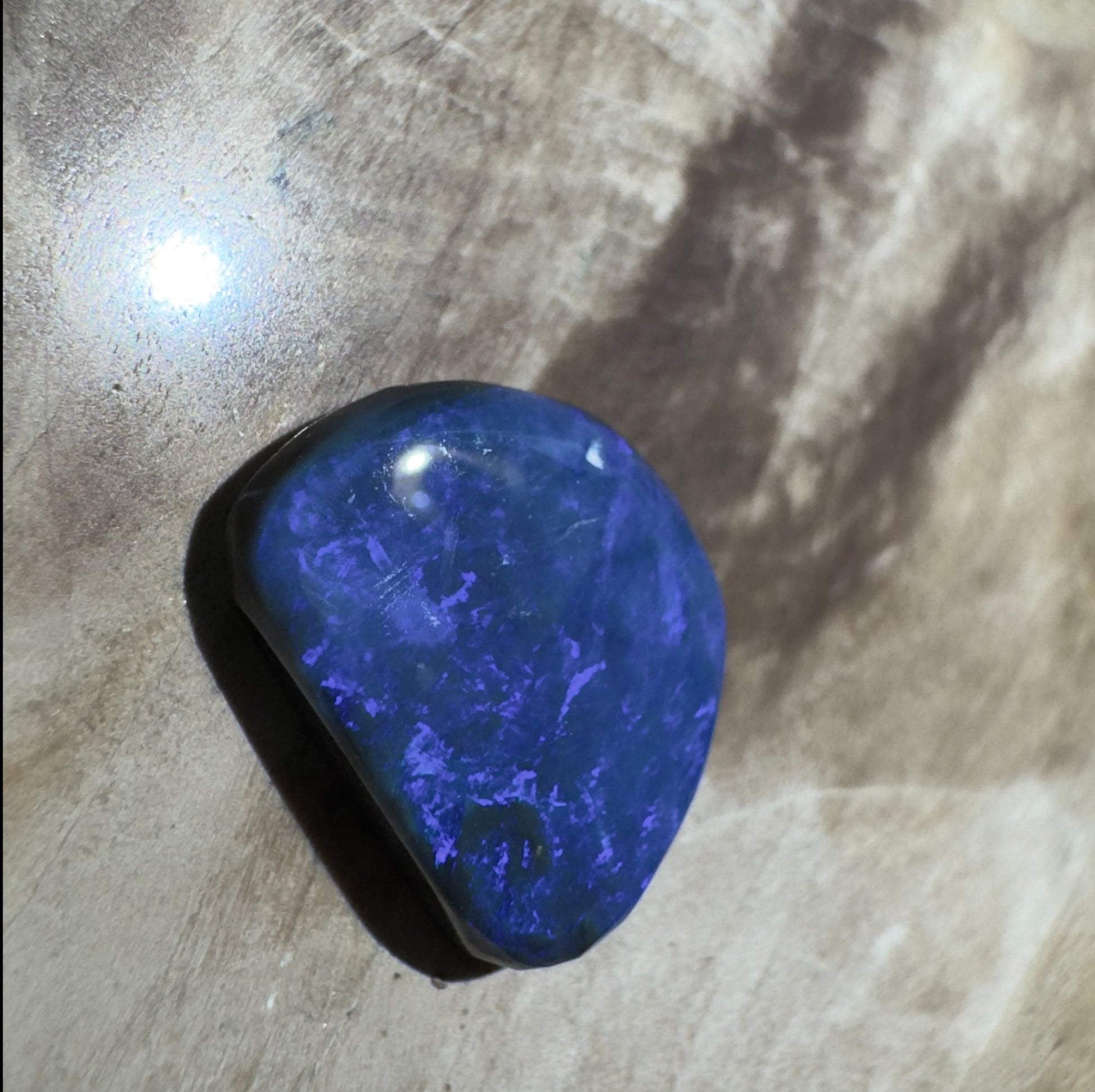 2.8ct Hand - cut Solid Lightning Ridge Semi Black Opal