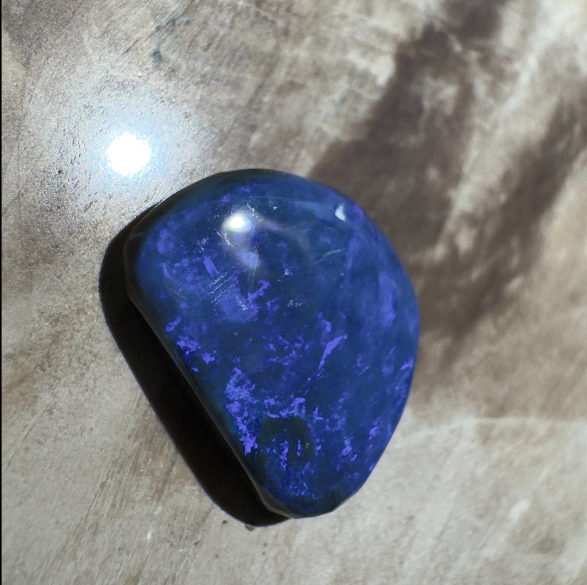 2.8ct Hand - cut Solid Lightning Ridge Semi Black Opal