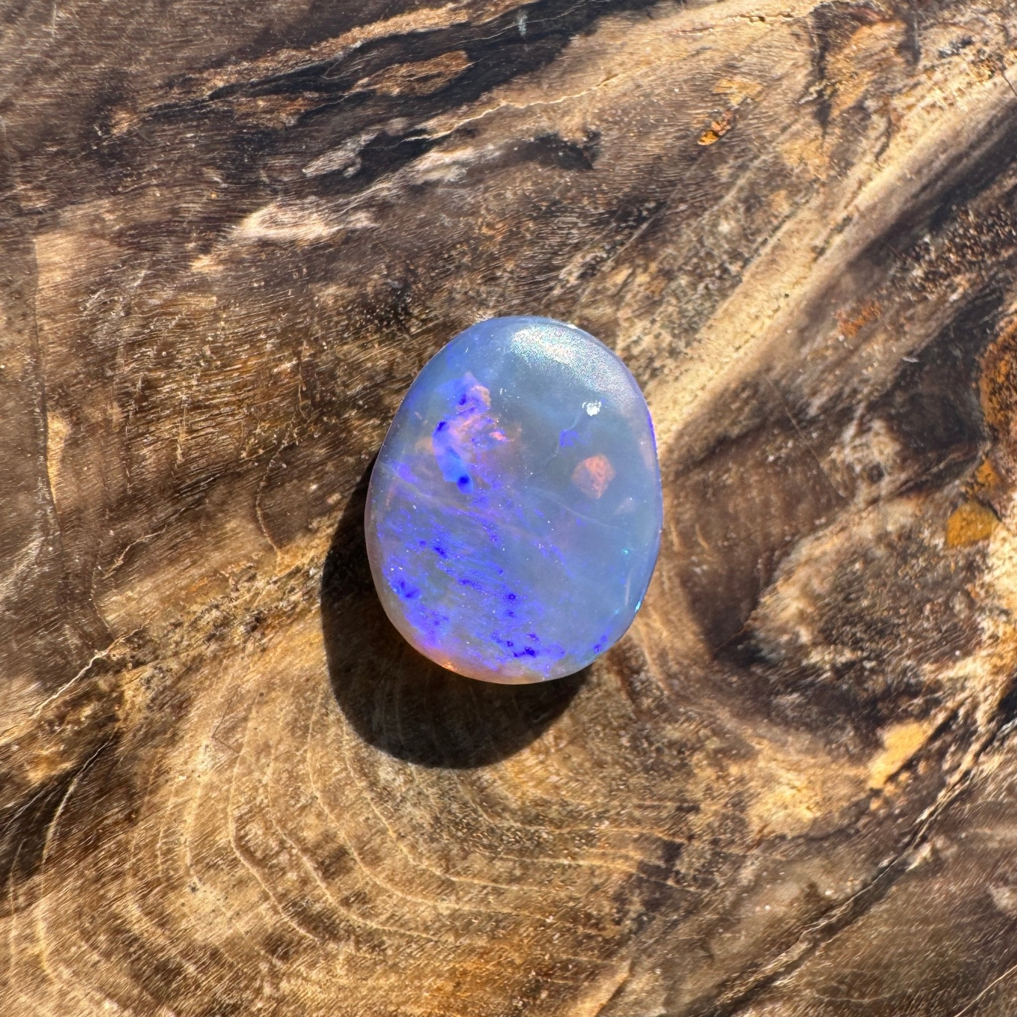 2.9ct Hand - cut Solid Lightning Ridge Semi Black Opal