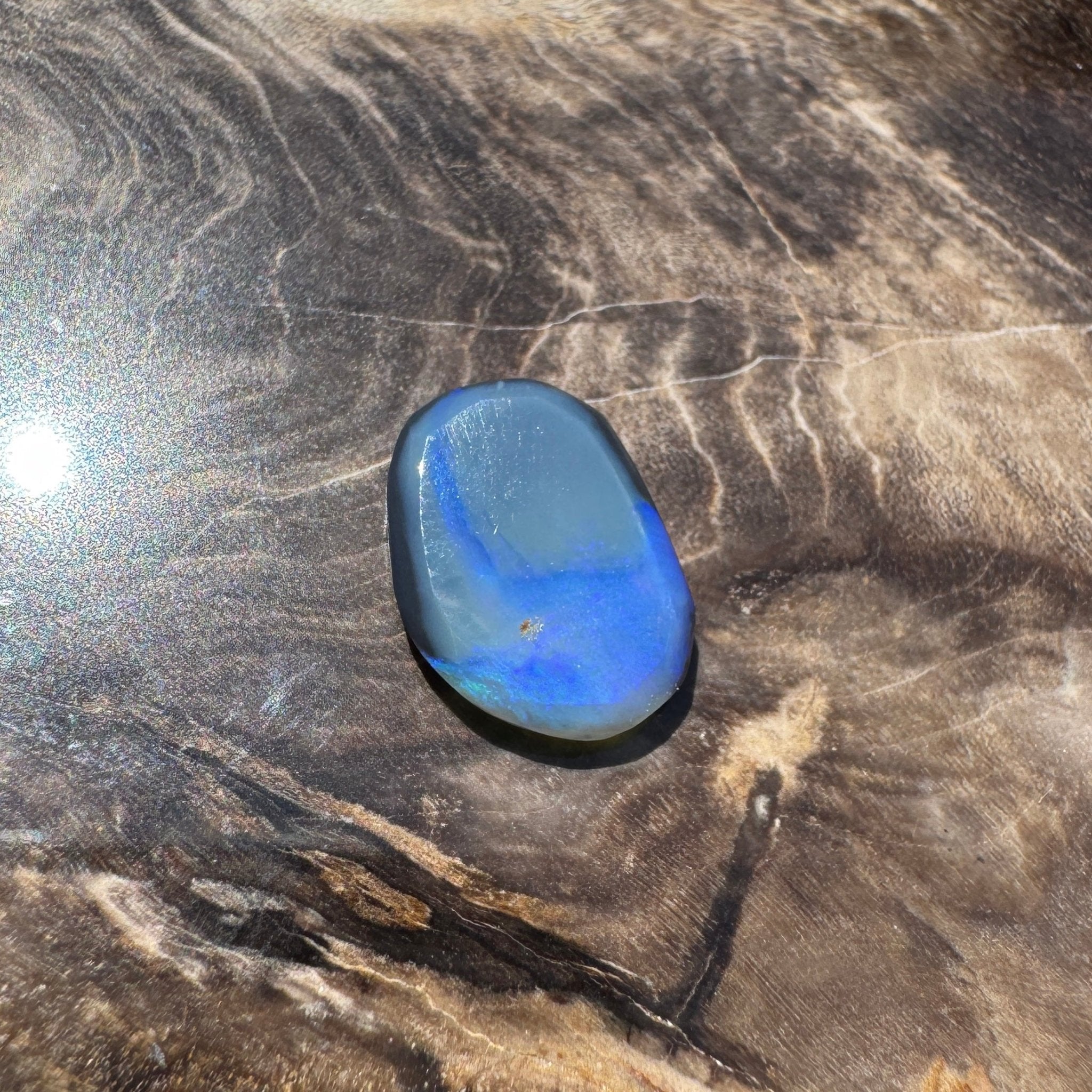 2ct Hand - cut Solid Lightning Ridge Semi Black Opal