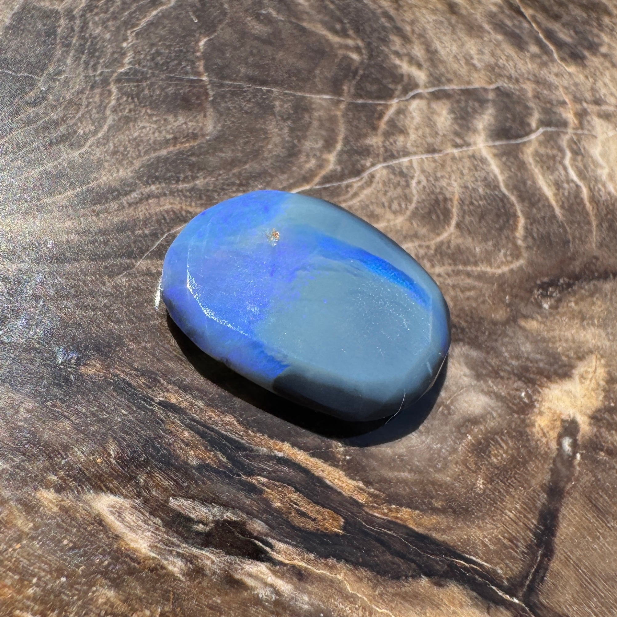 2ct Hand - cut Solid Lightning Ridge Semi Black Opal