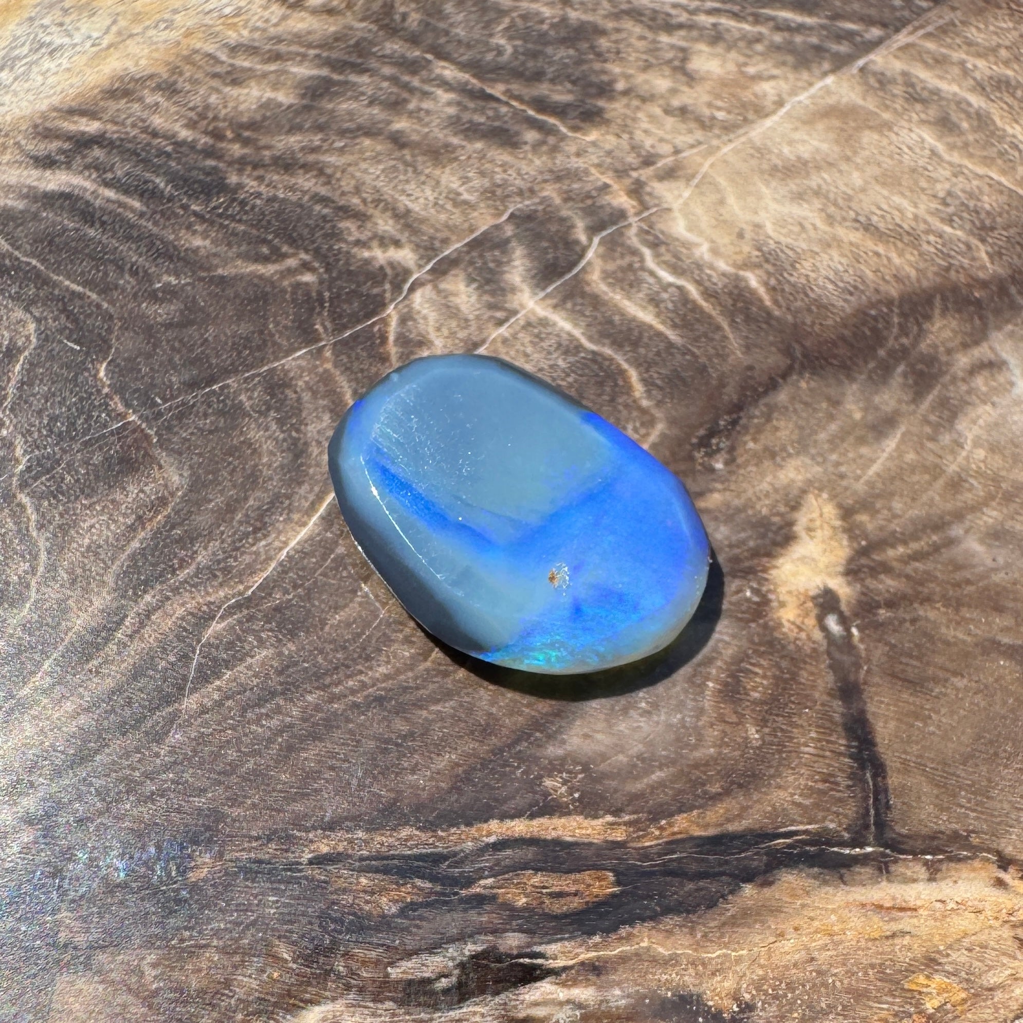 2ct Hand - cut Solid Lightning Ridge Semi Black Opal