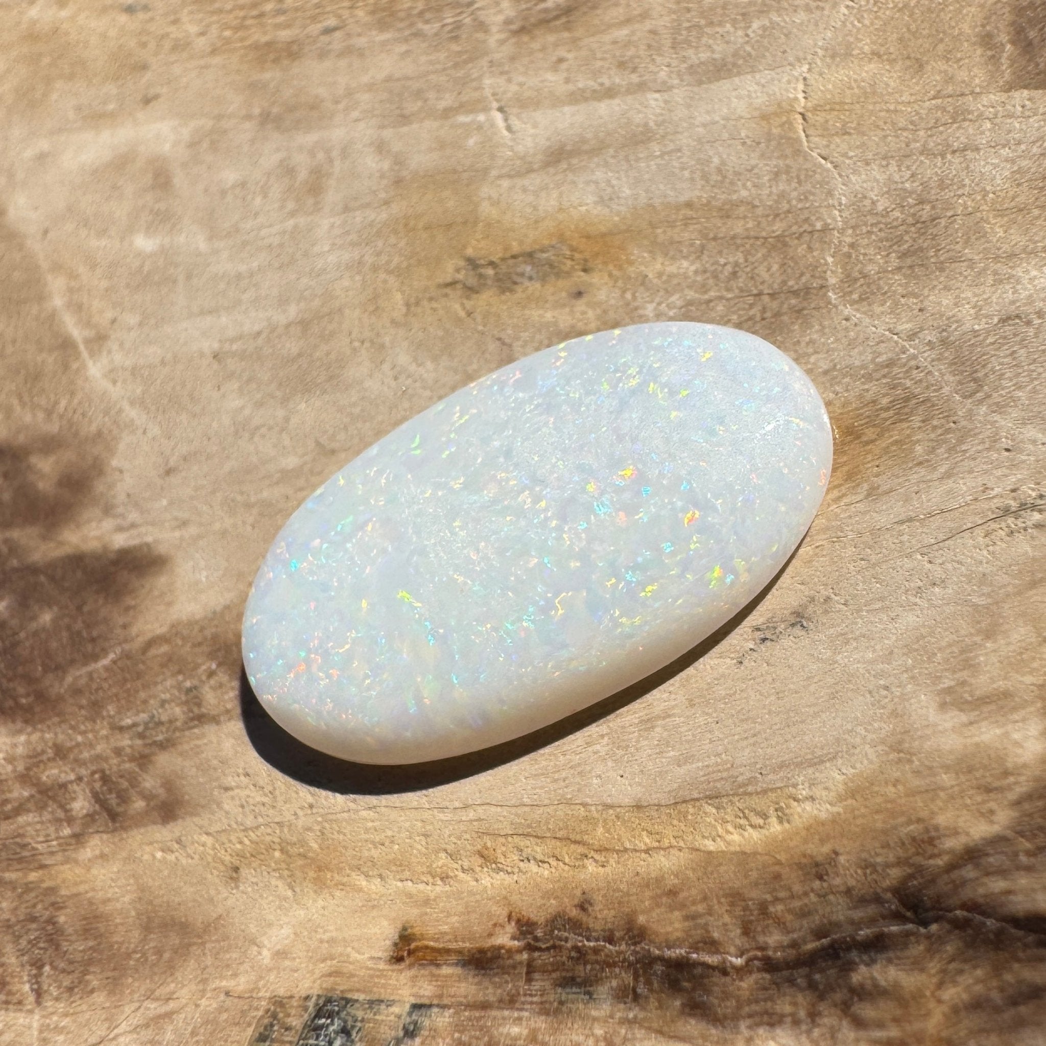 3.2ct Hand - cut Solid Coober Pedy Opal