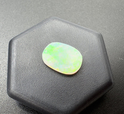 Australian Coober Pedy Opal 0.9carat Solid Hand Cut Luxury - Iona Opal Australia