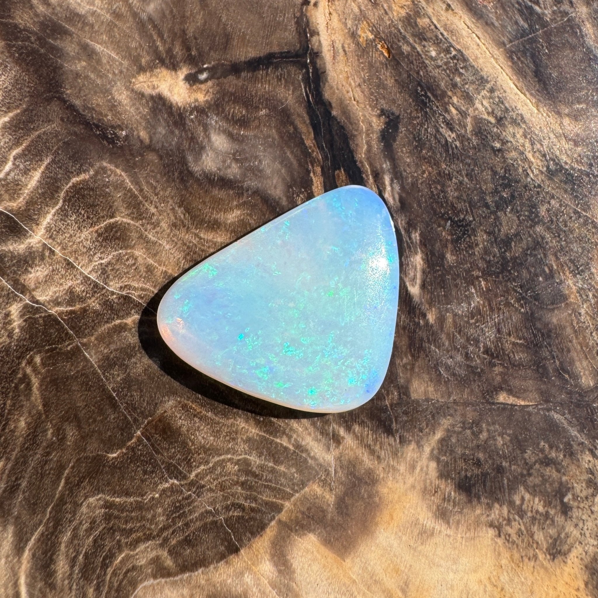 3.4ct Hand - cut Solid Coober Pedy Opal