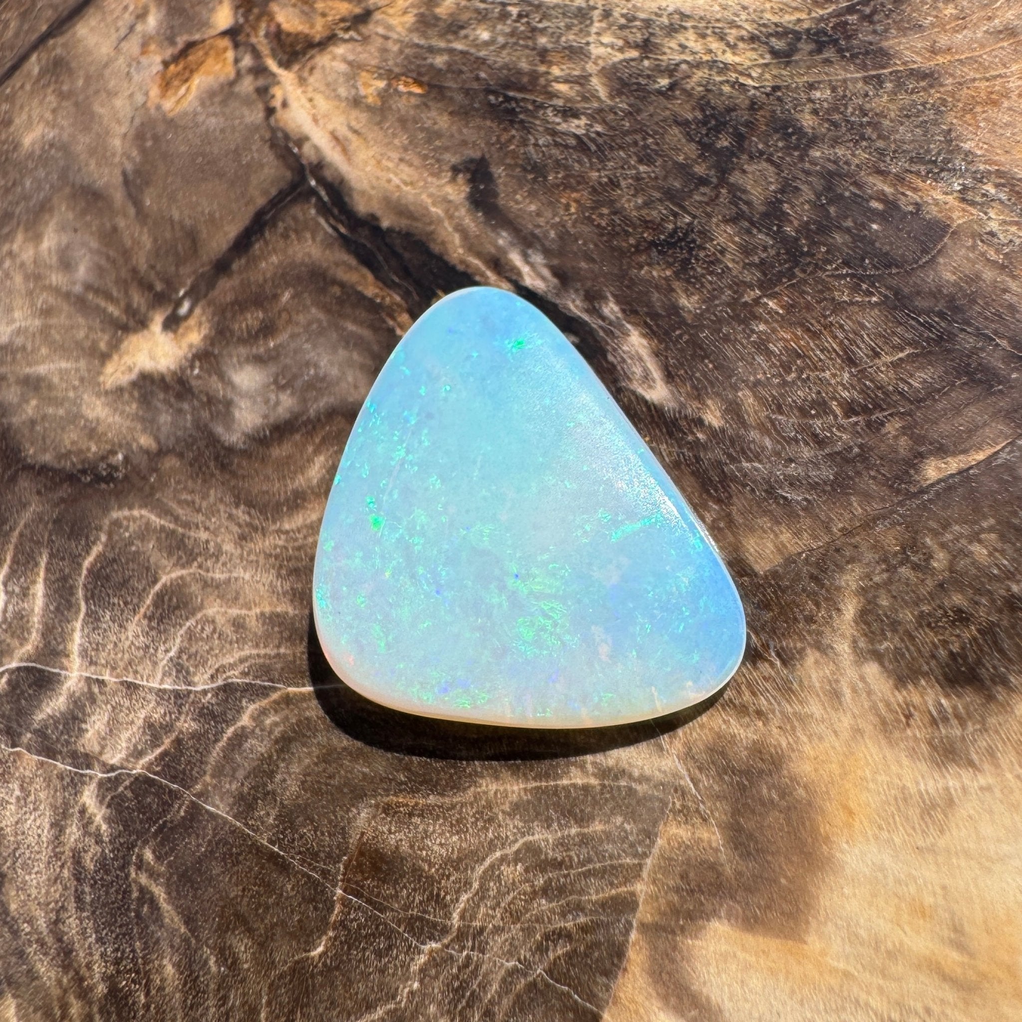 3.4ct Hand - cut Solid Coober Pedy Opal