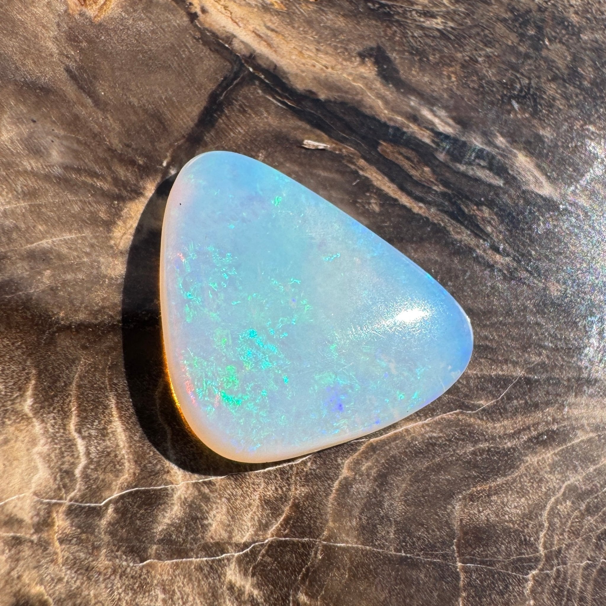 3.4ct Hand - cut Solid Coober Pedy Opal