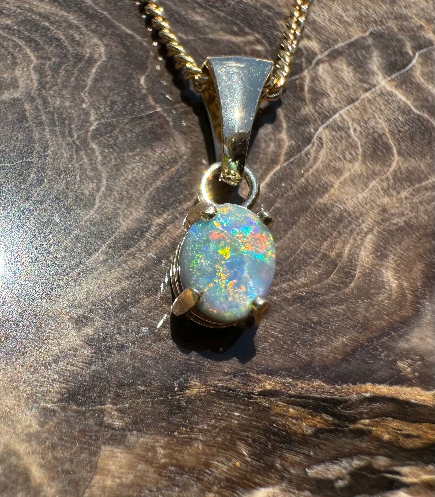 9ct Solid Gold 0.7ct Lightning Ridge Black Opal Pendant