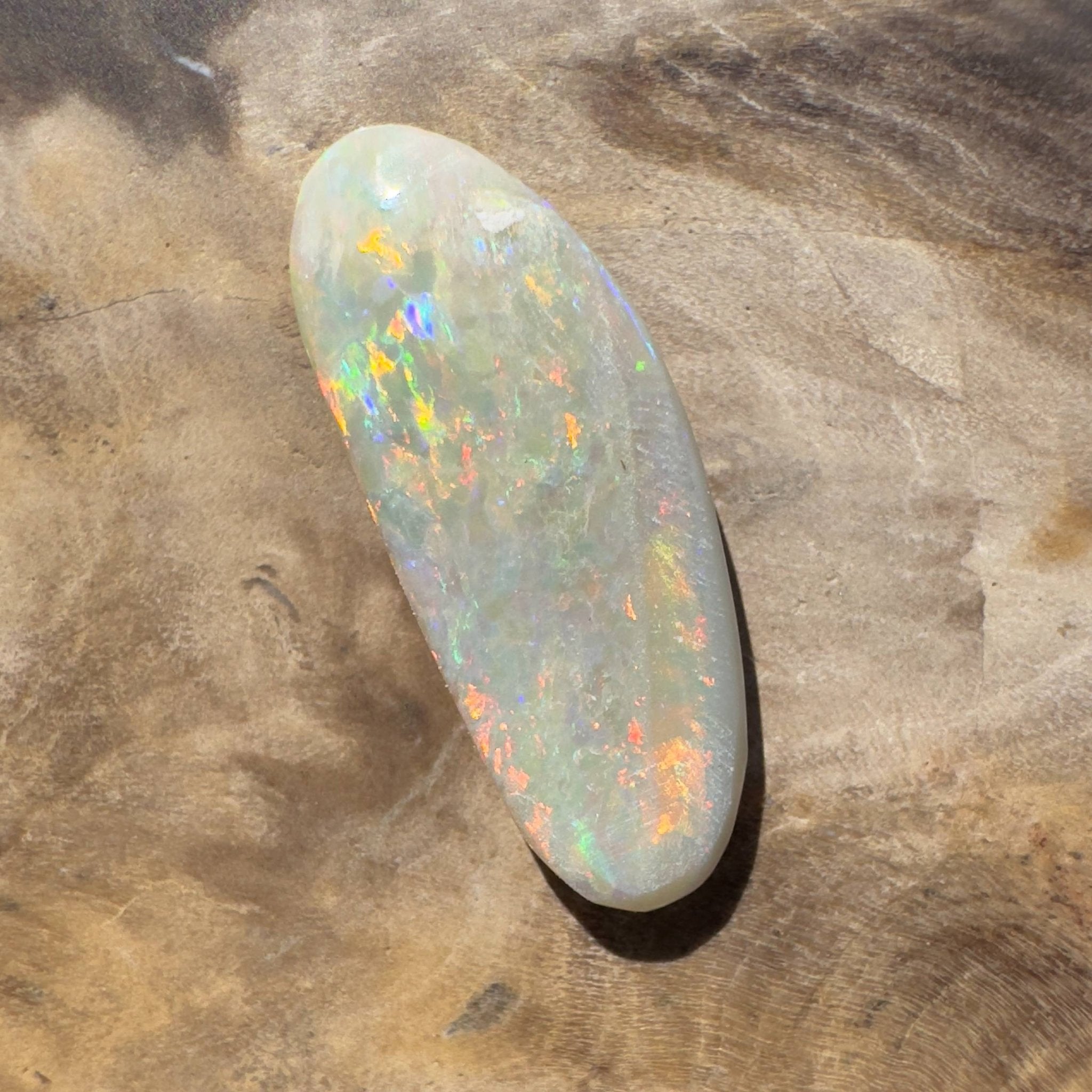 3.6CT Hand - cut Solid Australian Coober Pedy Opal