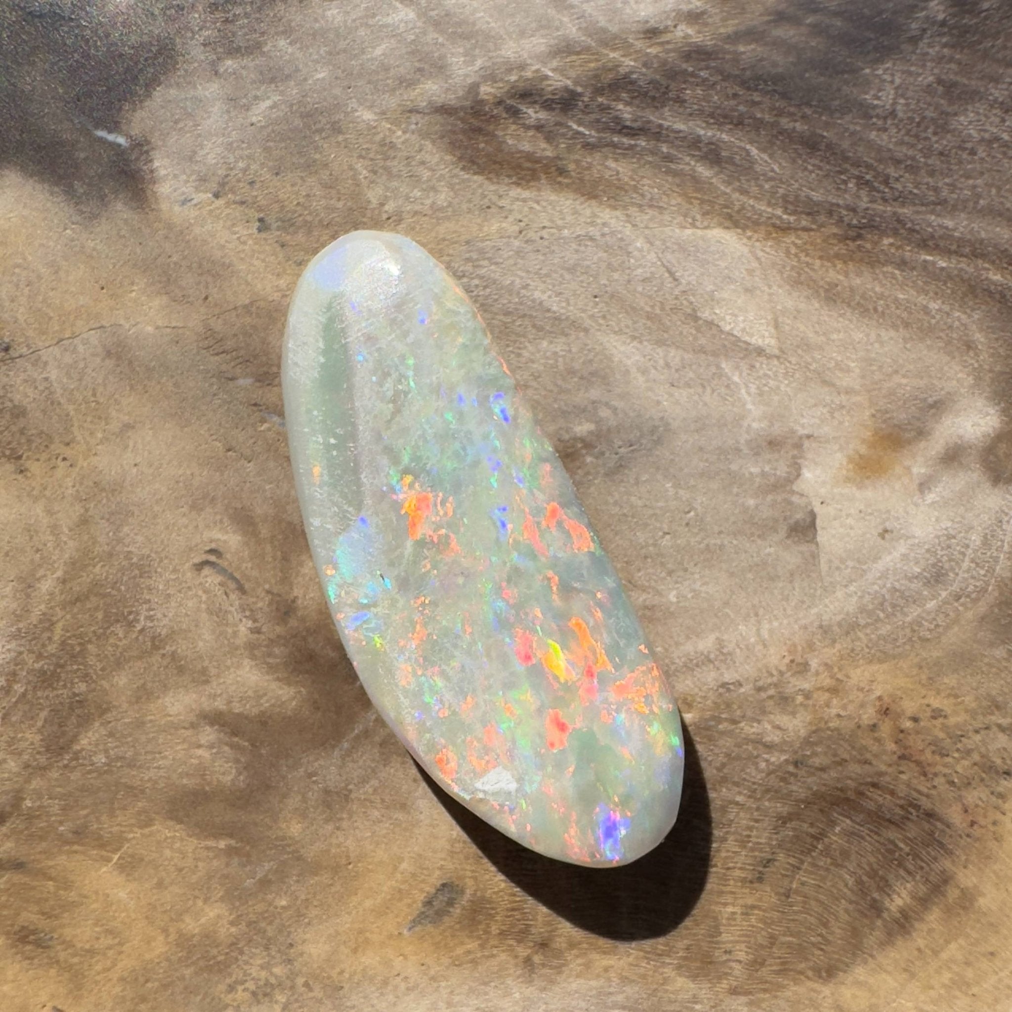 3.6CT Hand - cut Solid Australian Coober Pedy Opal