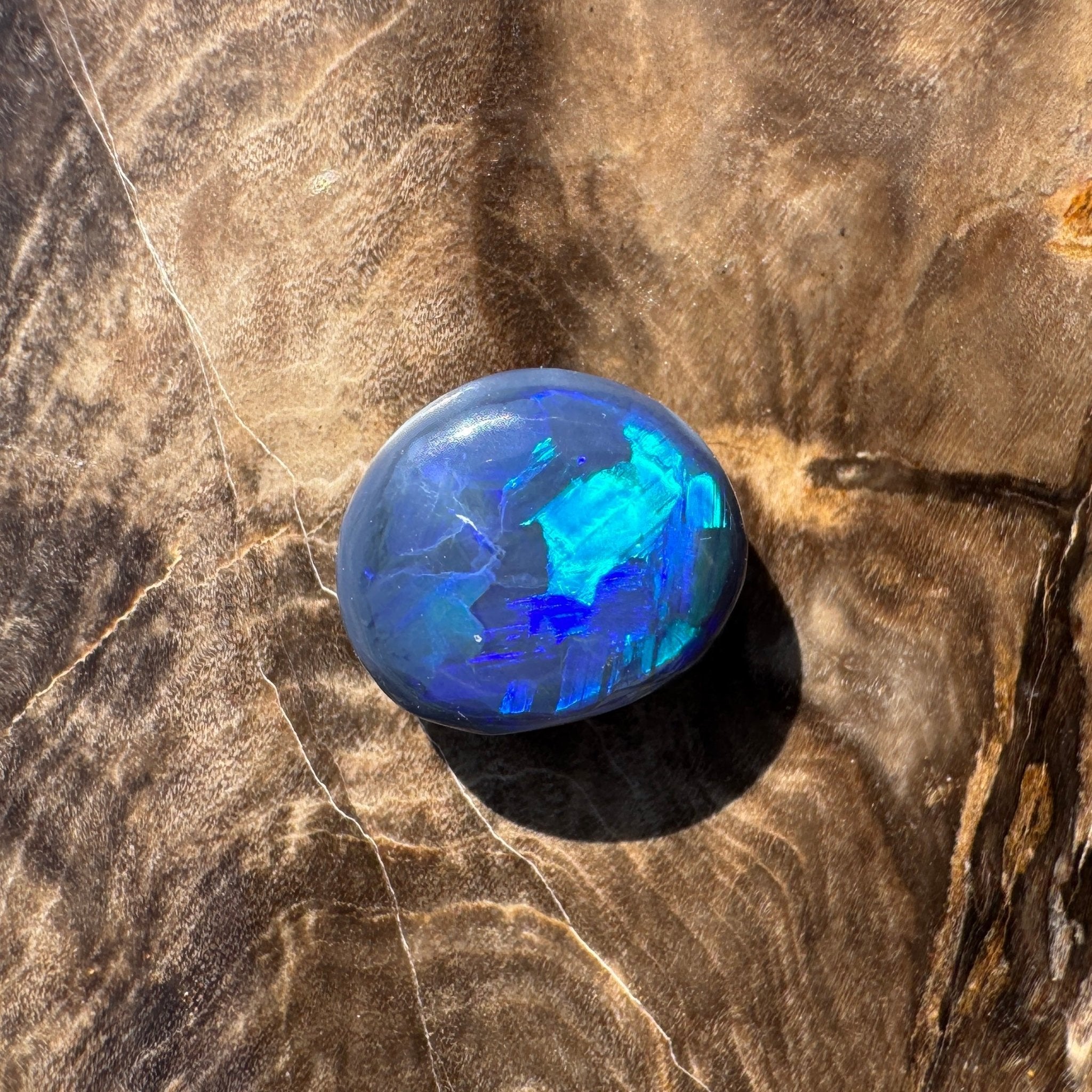 3.6ct Hand - cut Solid Lightning Ridge Semi Black Opal