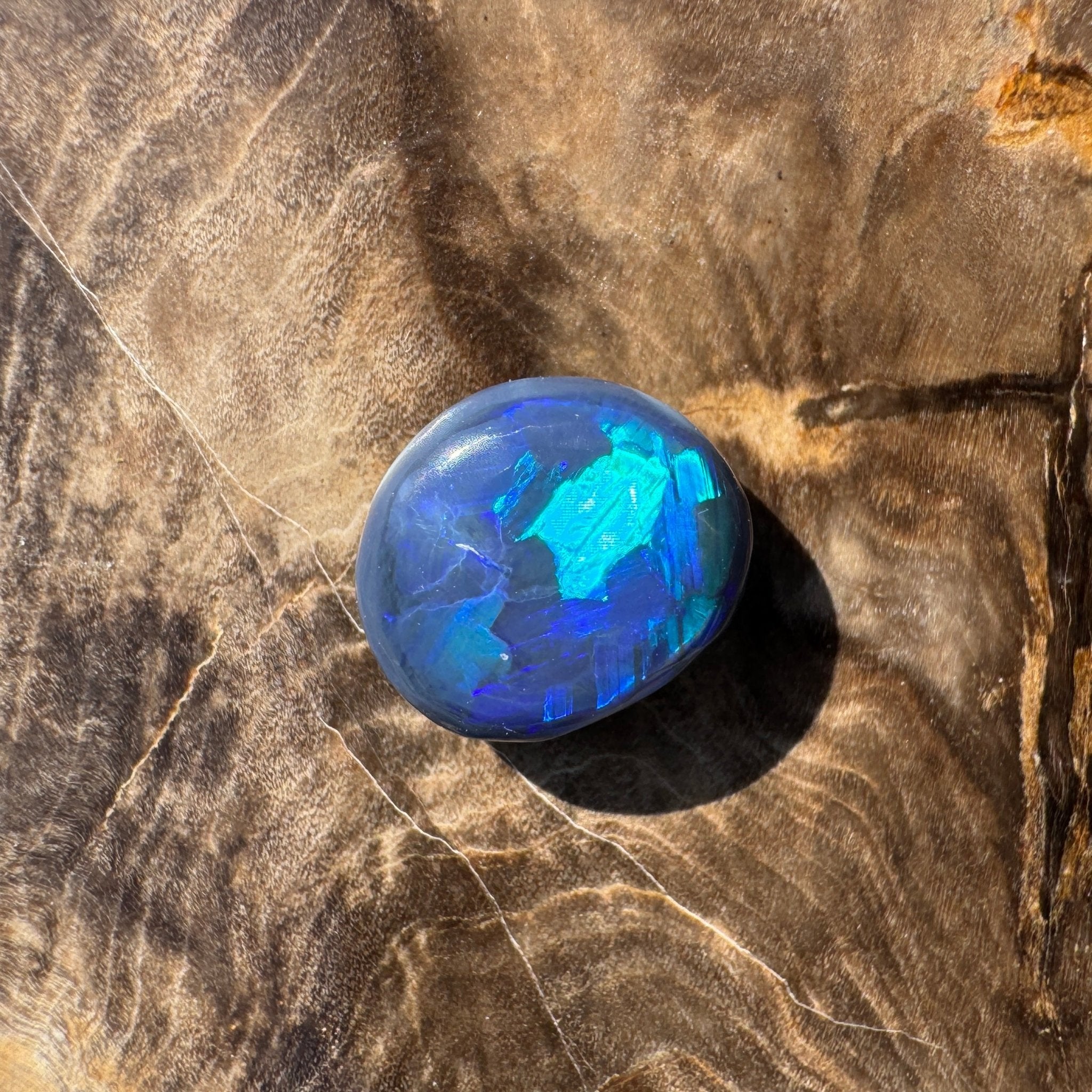 3.6ct Hand - cut Solid Lightning Ridge Semi Black Opal