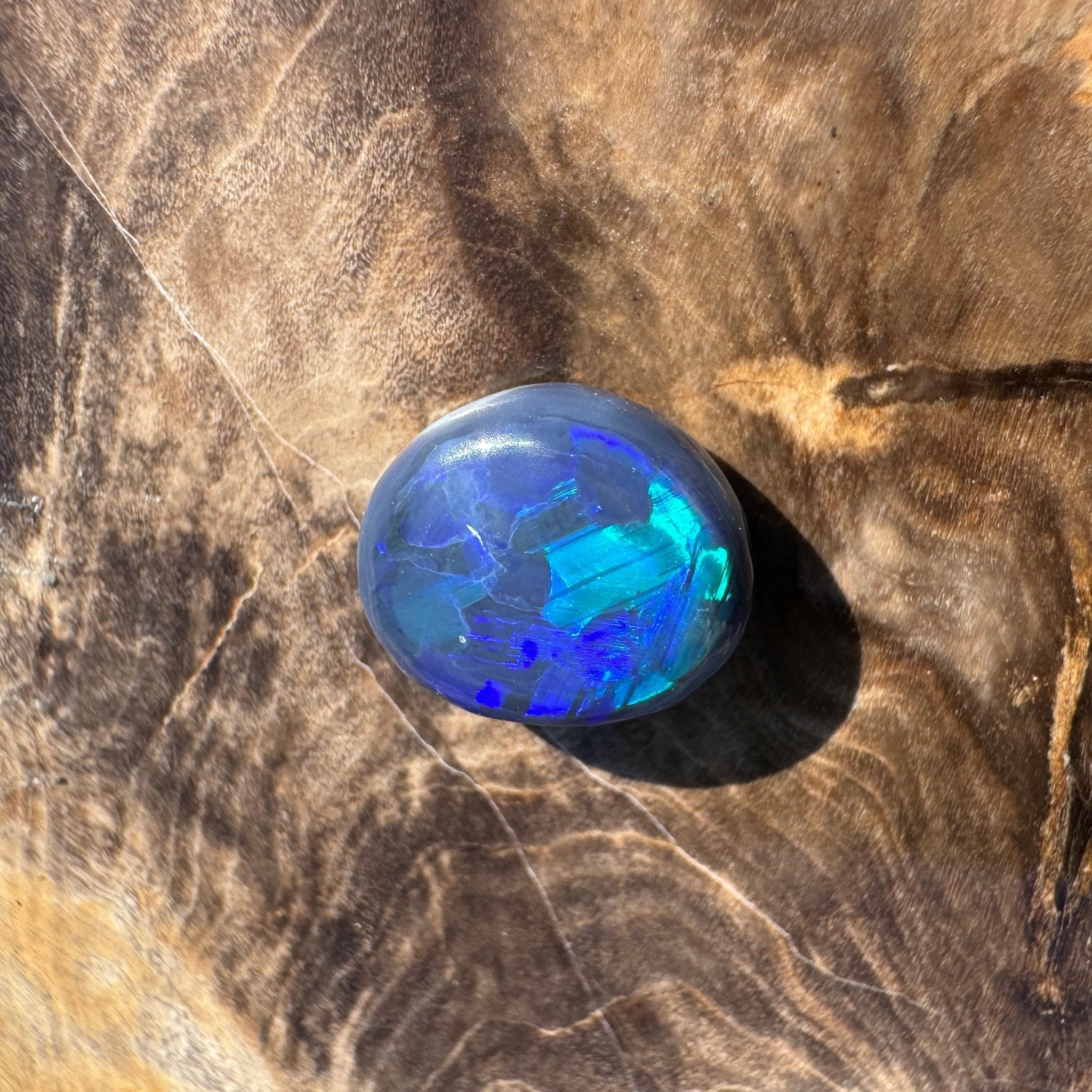 3.6ct Hand - cut Solid Lightning Ridge Semi Black Opal
