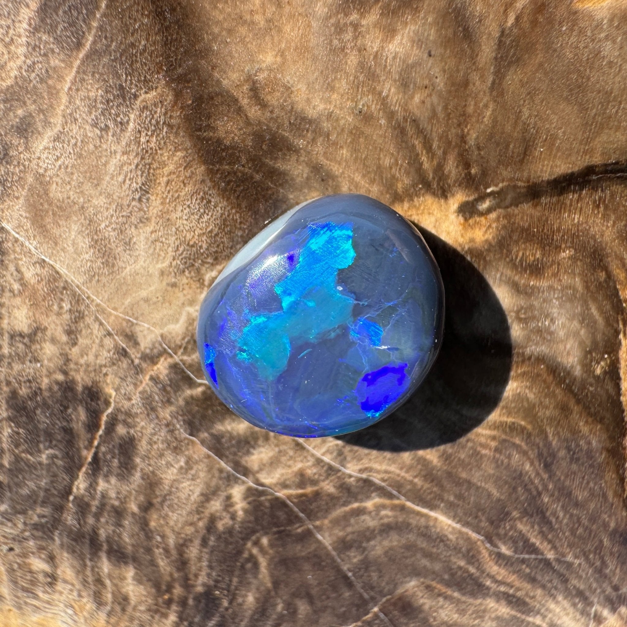 3.6ct Hand - cut Solid Lightning Ridge Semi Black Opal