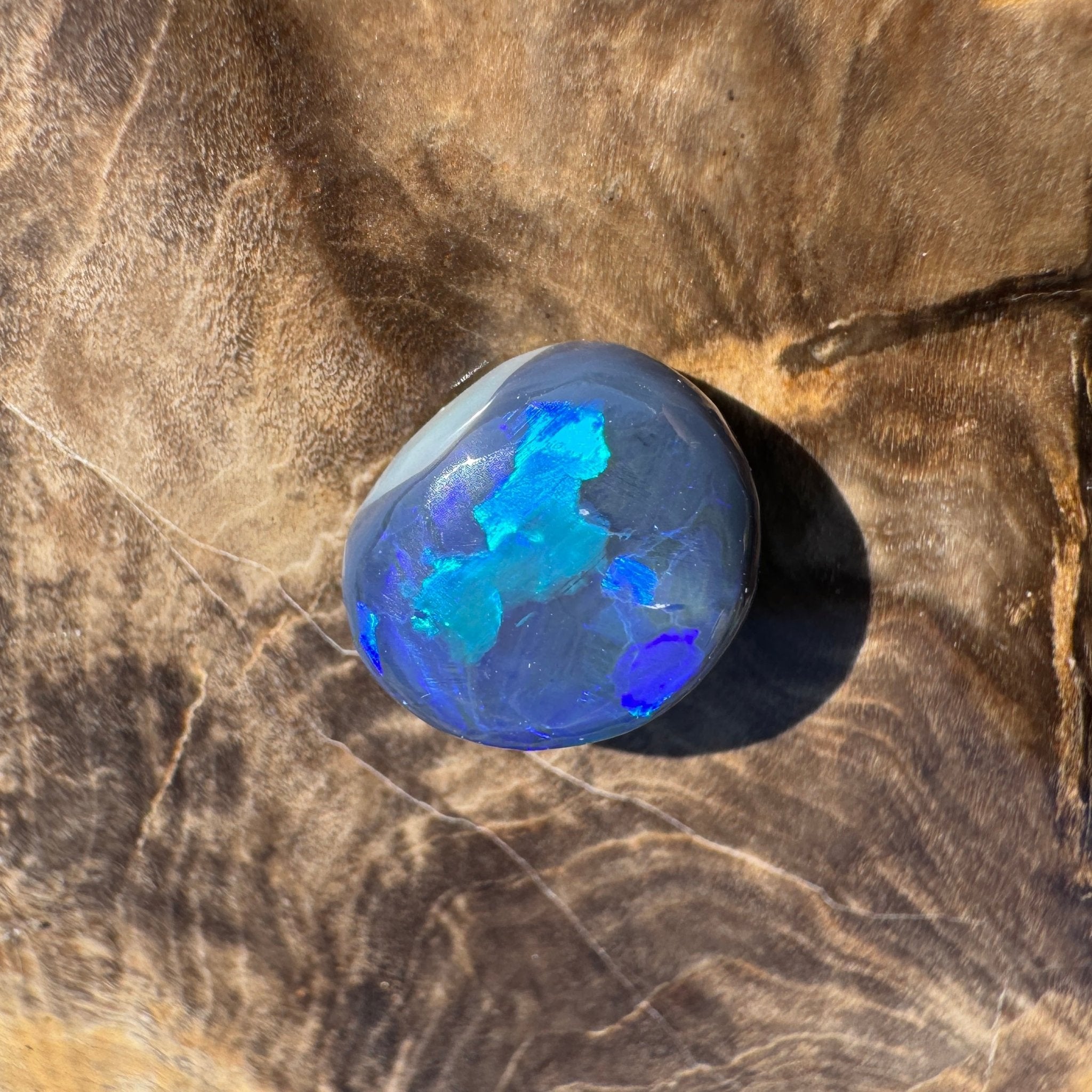 3.6ct Hand - cut Solid Lightning Ridge Semi Black Opal