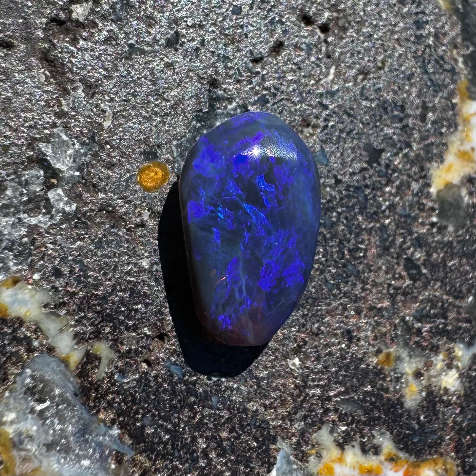 Lightning Ridge Black Opal 1.0carat Solid Hand-Cut Luxury - Iona Opal Australia