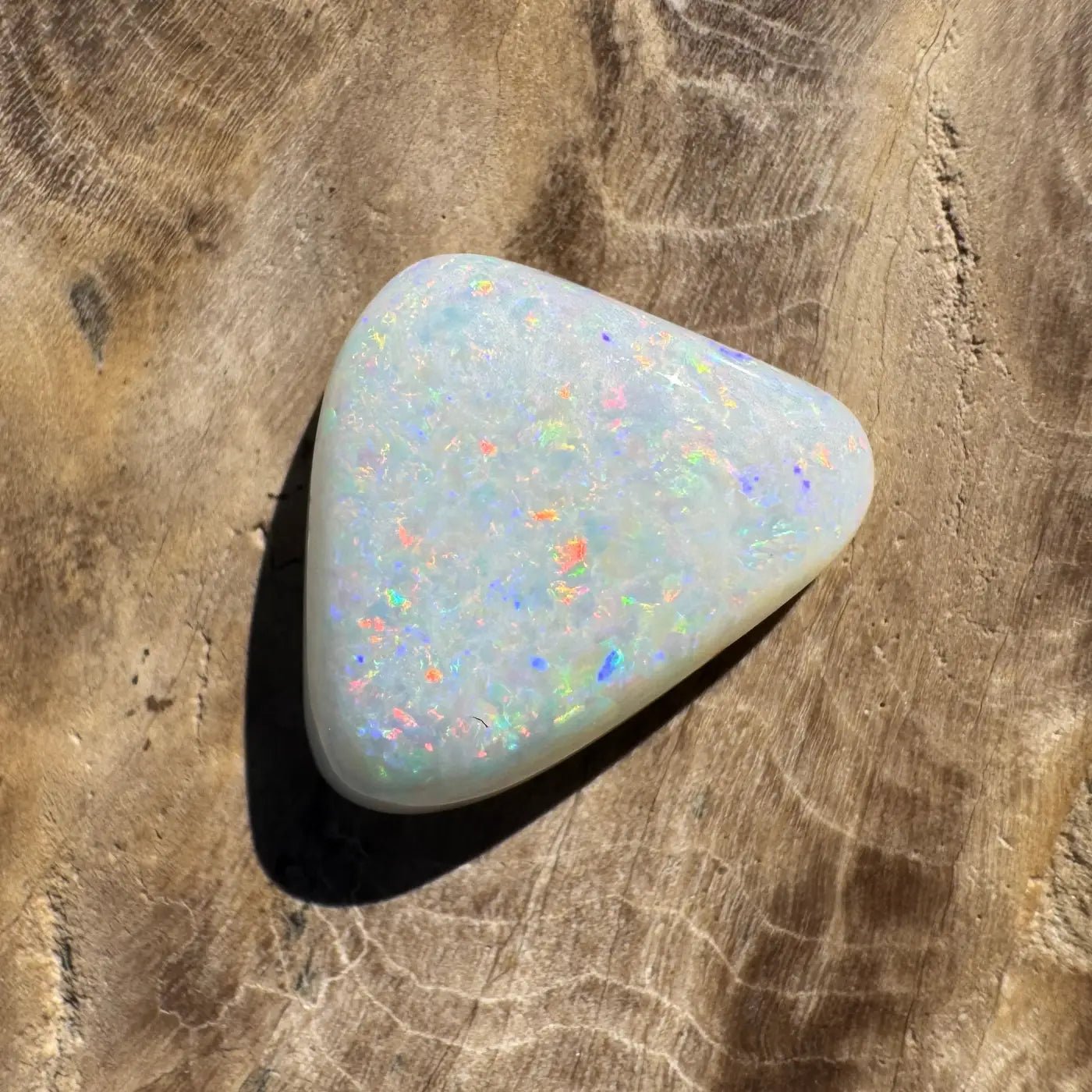 3.9ct Hand - Cut Solid Coober Pedy Opal