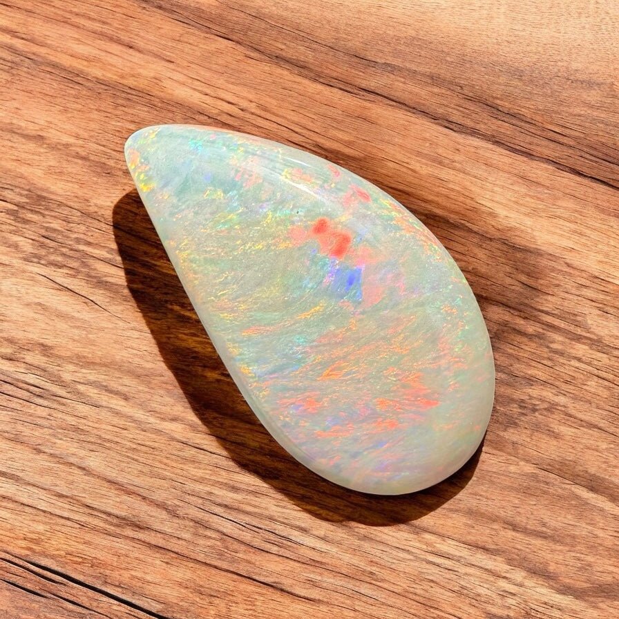 3ct Hand - cut Solid Lightning Ridge Opal