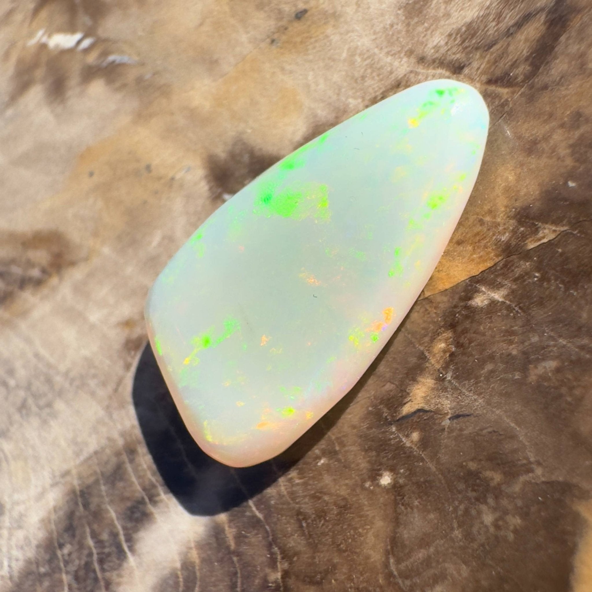 4.0CT Hand - cut Solid Australian Coober Pedy Opal